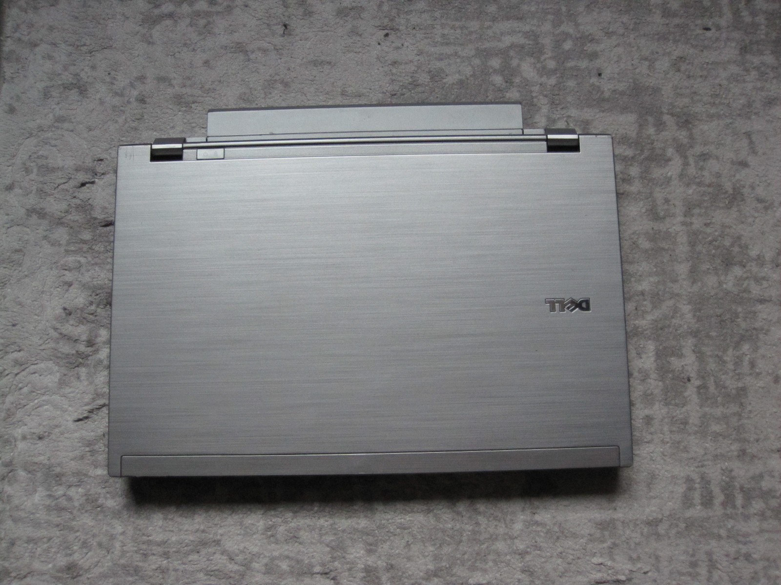 Dell Latitude E4310 Intel i5-540M 2.53GHz 4GB RAM WIN7 PRO