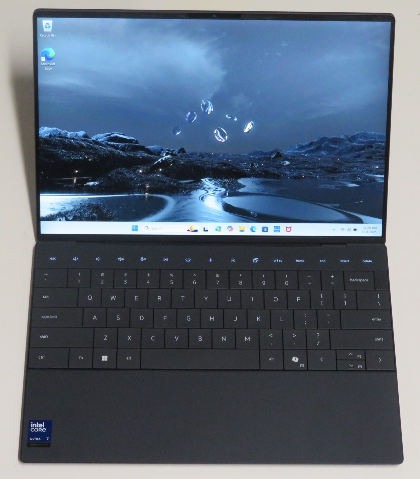 Dell XPS 13 9350 13.4″ Copilot+ Laptop Intel Core Ultra 7 256V 16GB RAM 512GB
