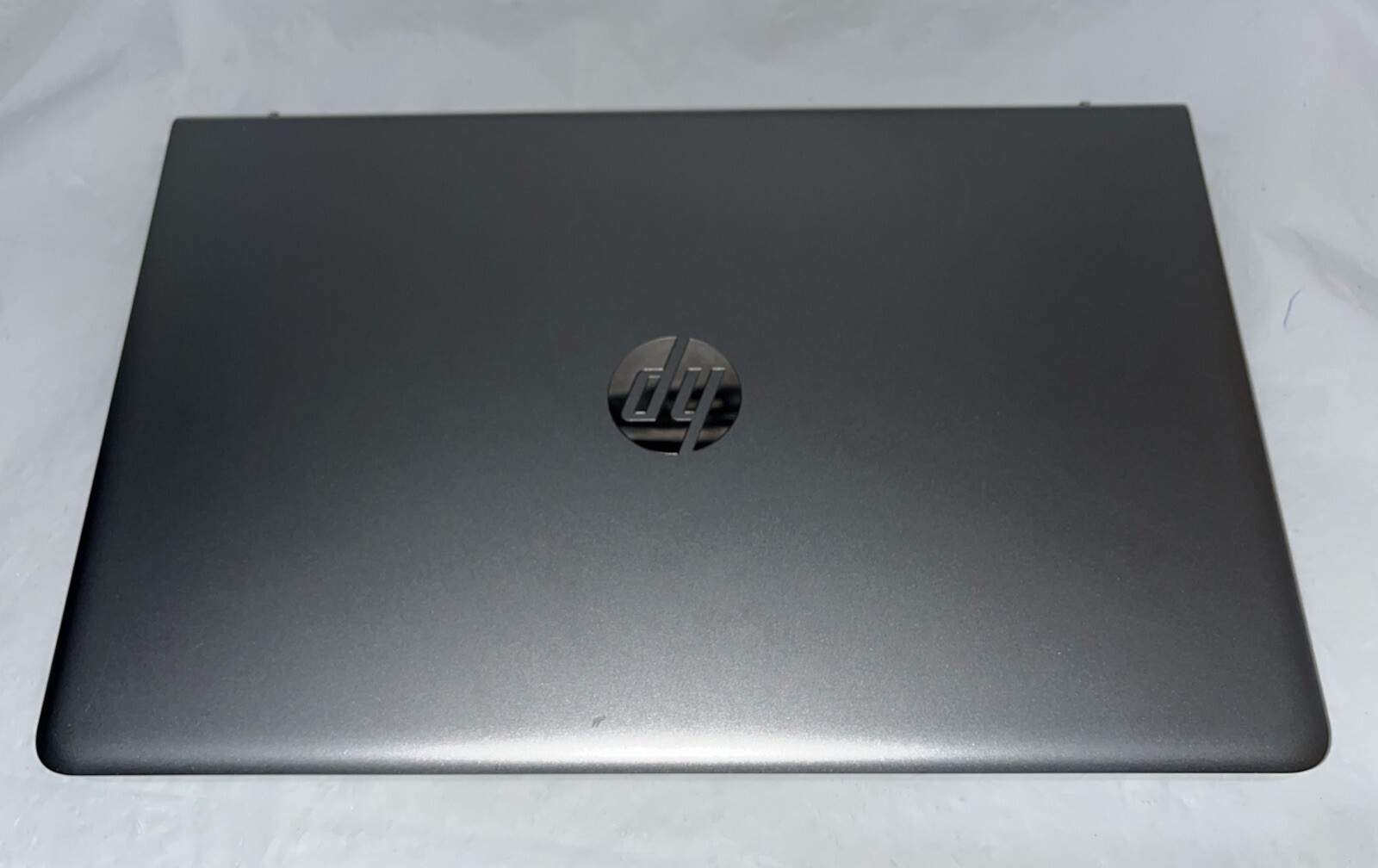 HP Pavillion 15-cc0550d 14″ i7-7500U@2.7GHz, 8GB RAM, 256 GB M2, W11P * READ*