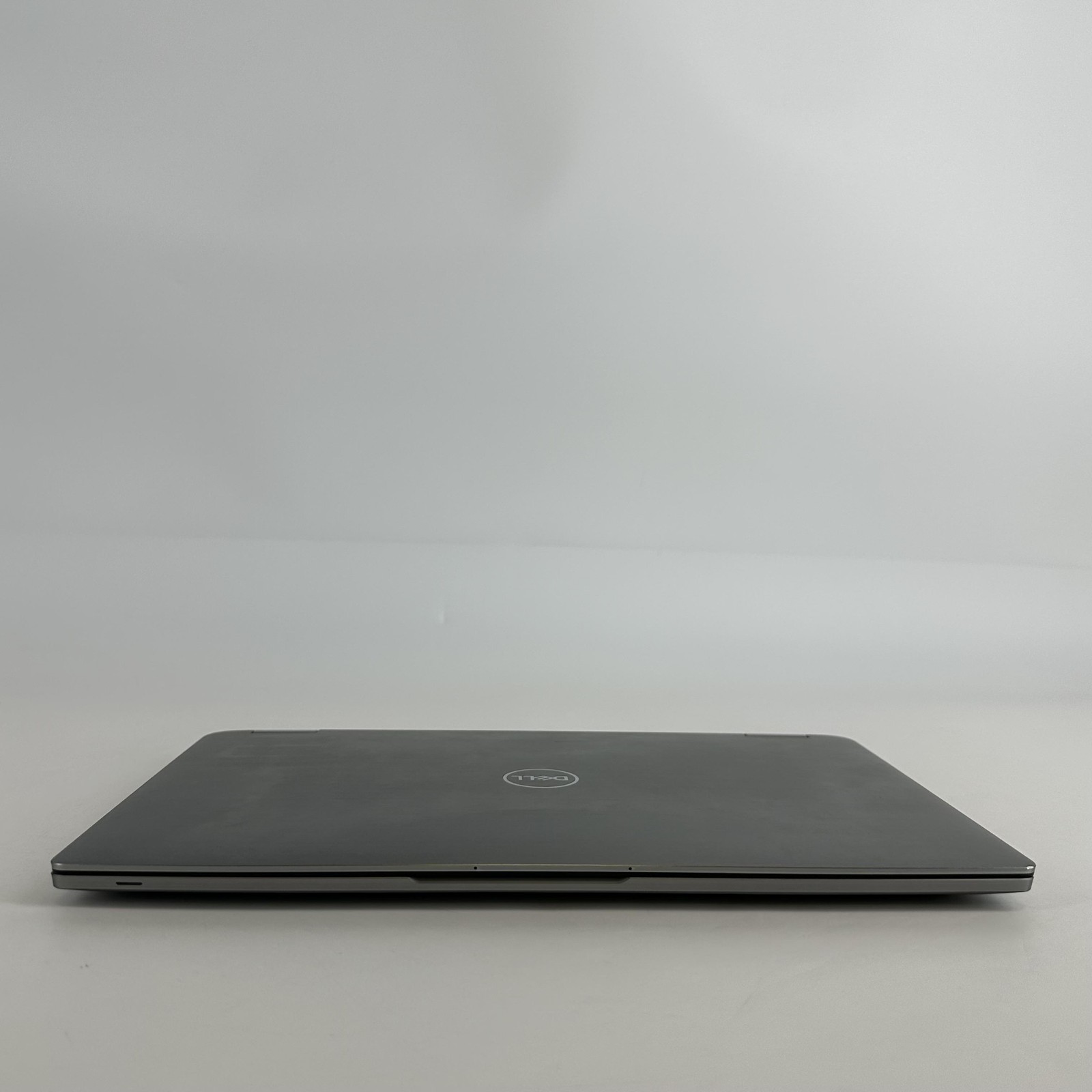 Dell Latitude 9410 (2-in-1) 14 FHD TOUCH i7-10610U 1.80GHz 16GB 512GB WHITE SPOT