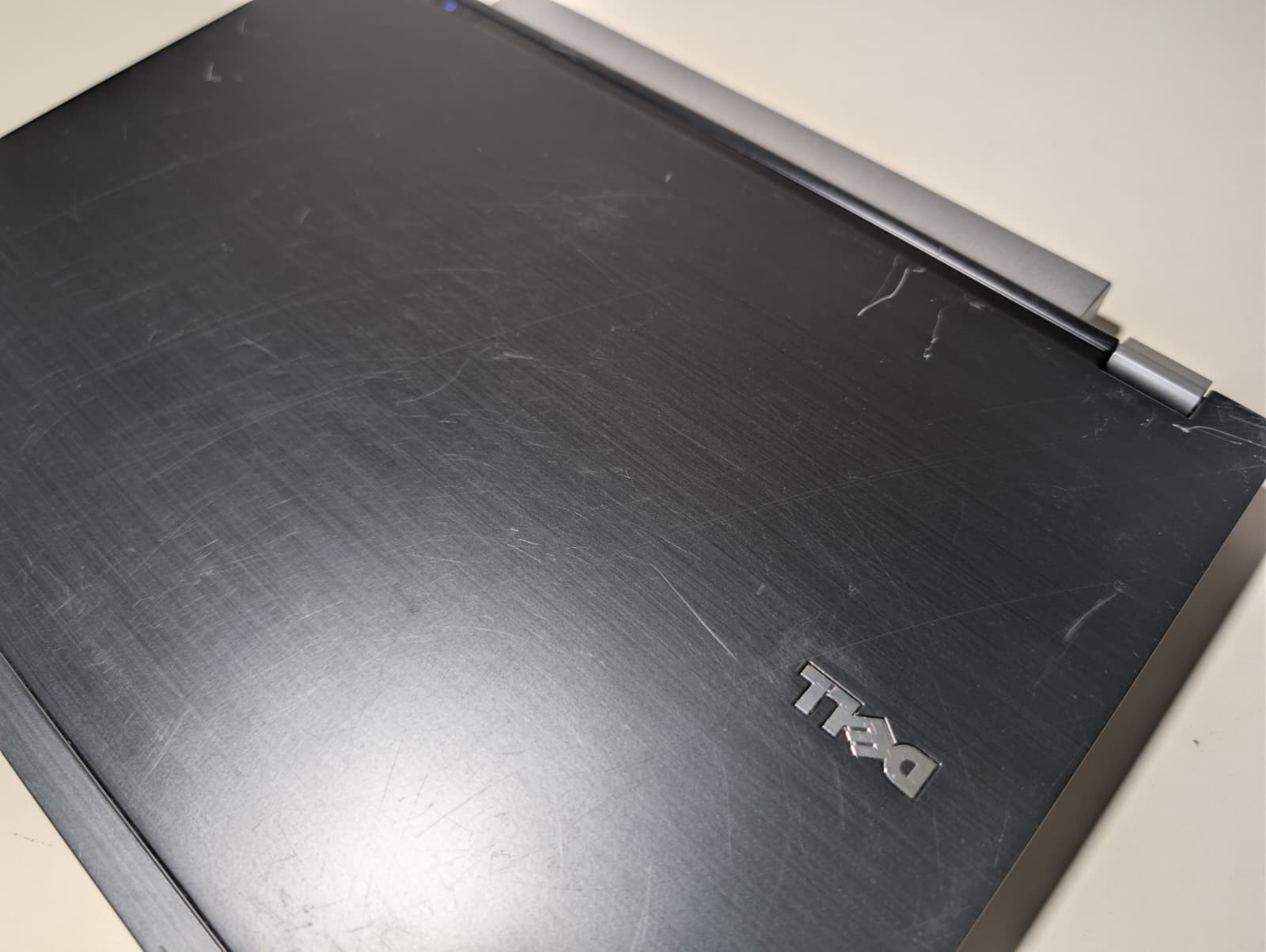Dell Latitude E4300 | C2D 2GB RAM 160GB HDD | Win XP Pro 32-Bit | DVD+RW