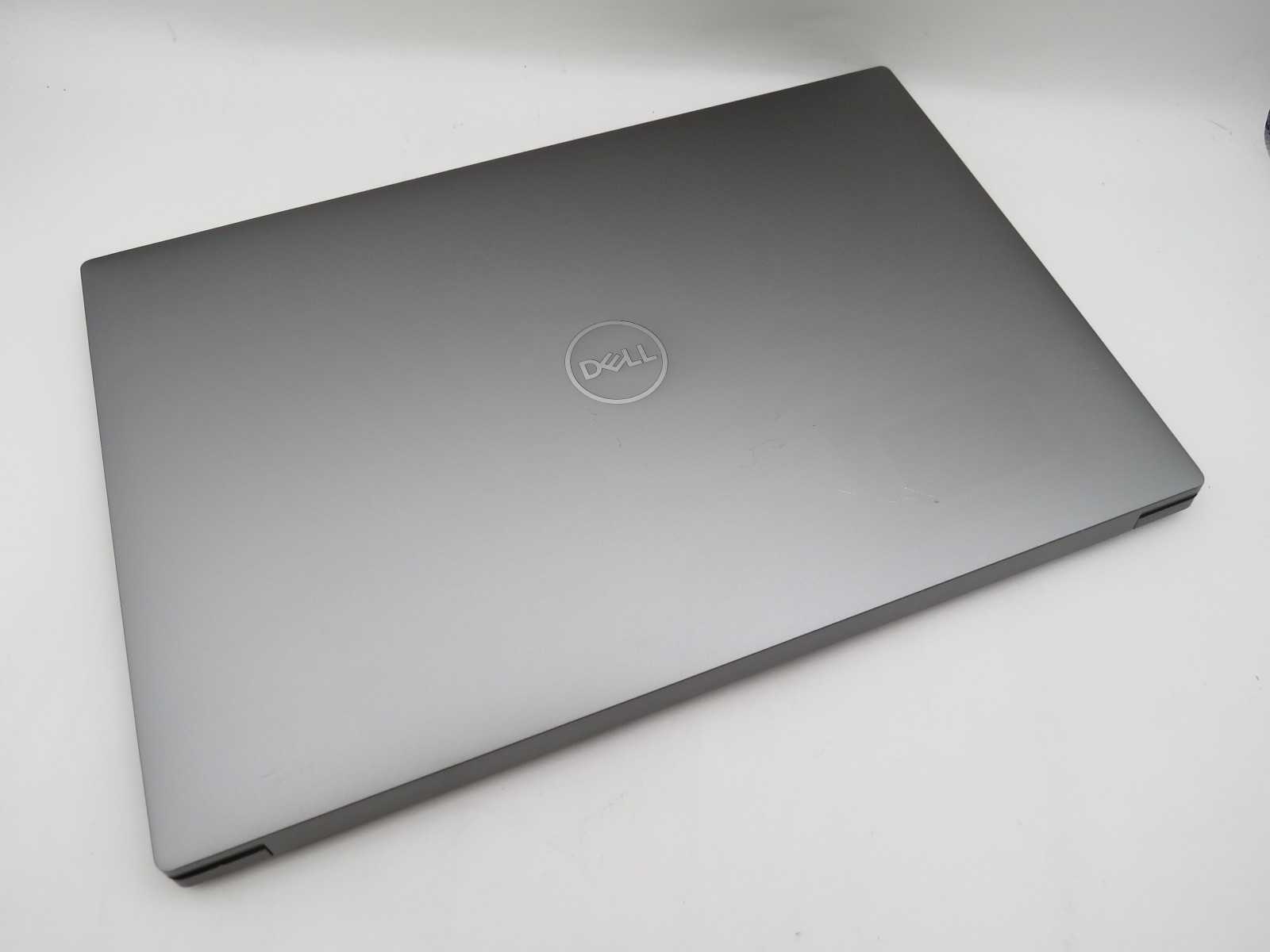 Dell Precision 5570 i9-12900H@2.5GHz | 32GB DDR5 | 512GB m2 | Win 11 | No AC