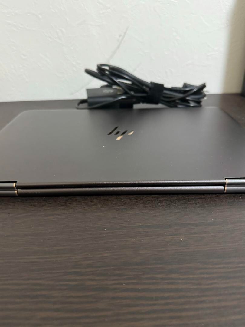 Hp spectre x360 Convertible 13-ac0XX Intel(R) Core(TM) i5-7200U CPU d06