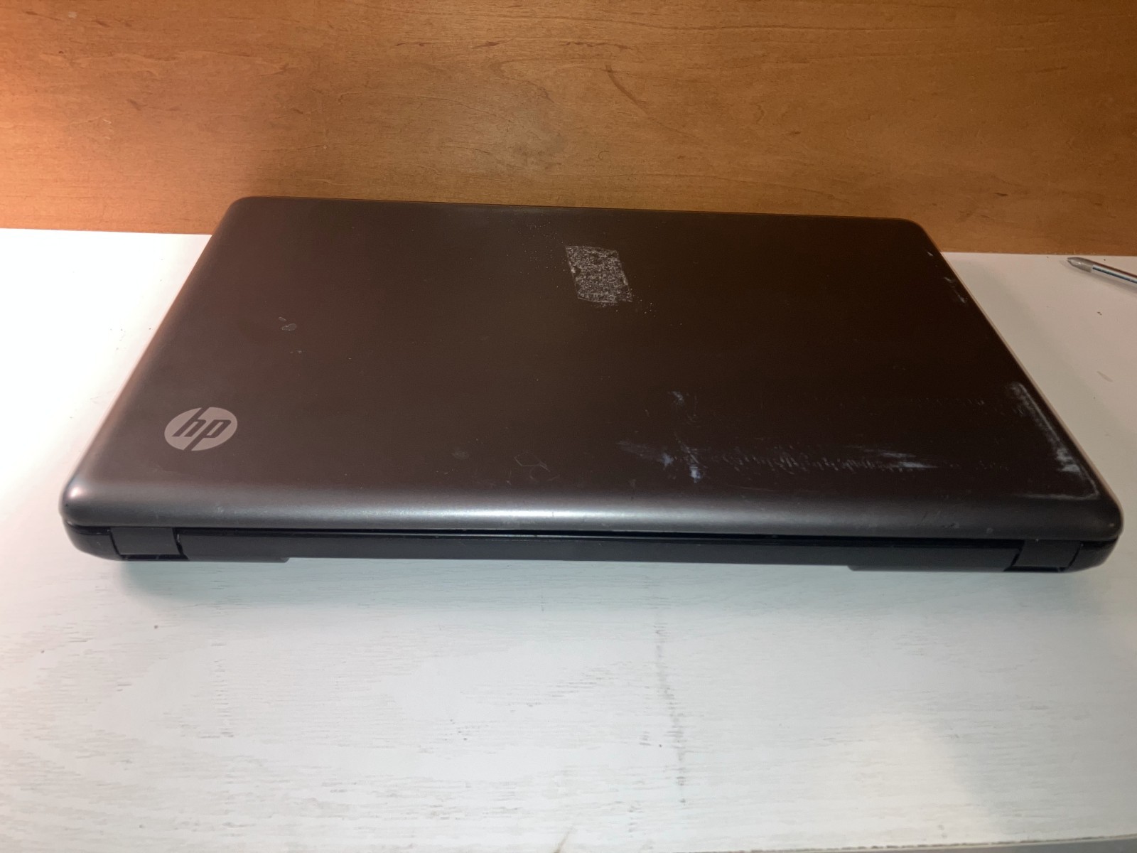 HP 2000 AMD E-450 1.65GHz 1650MHz 4GB Laptop NO HDD NO BATTERY BOOTS PARTS