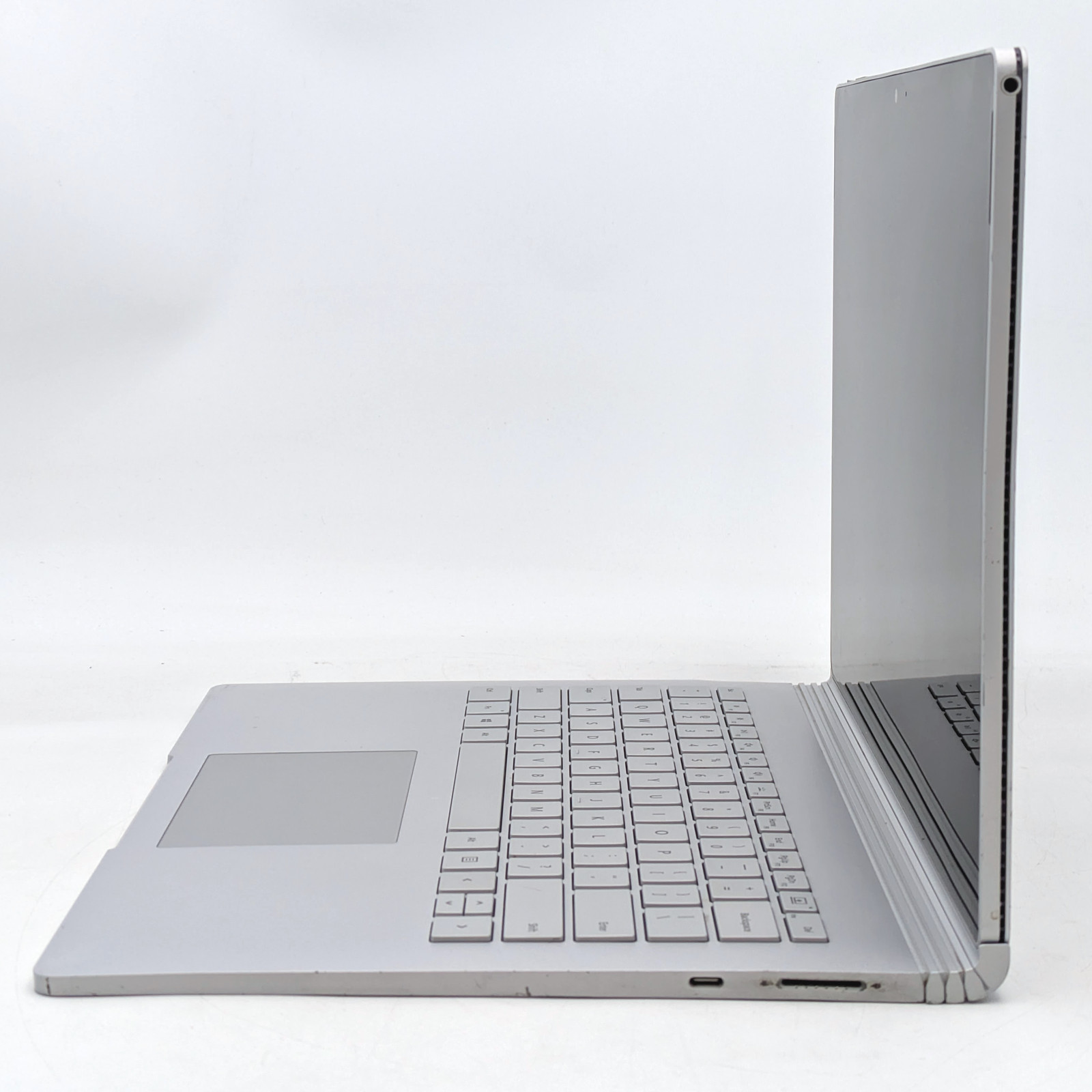 Microsoft Surface Book 2 13.5″ i5-7300U 8GB DDR3 256GB SSD Windows 11 Home