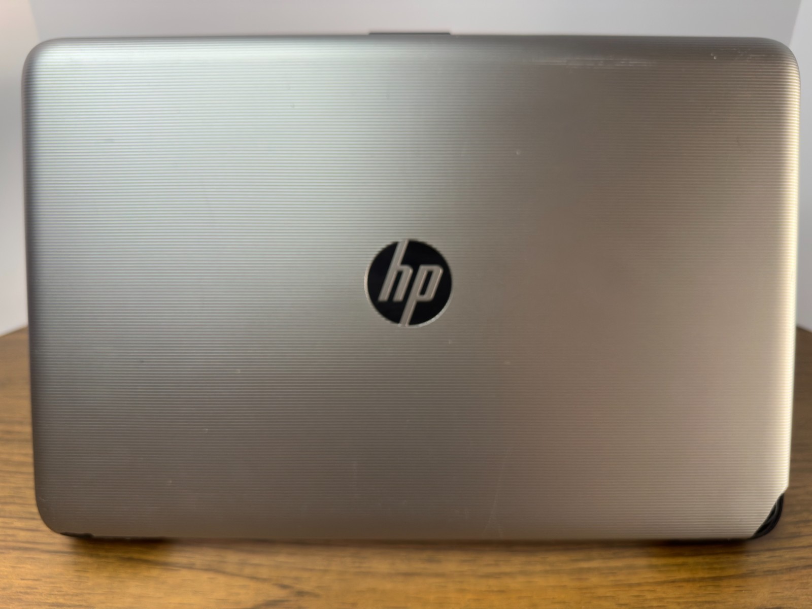 HP NoteBook 15-ay127cl | 15.6″ | i5-7200U 2.5GHz | 12GB RAM | 120GB SSD | *READ*