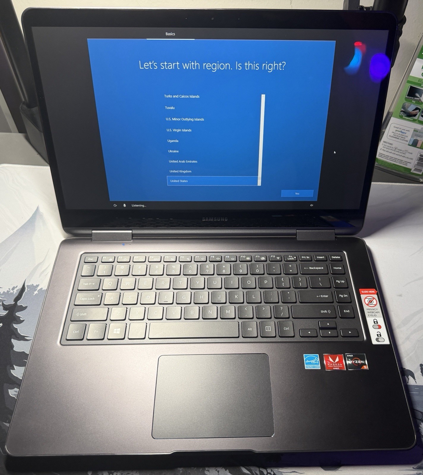 Samsung Notebook 7 Spin 15.6″ Ryzen 5 2500U 16GB RAM 256GB SSD Win 10 NP750QUA