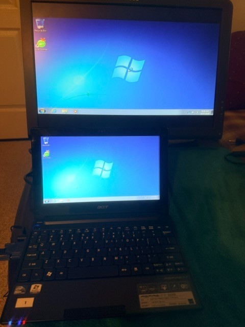 Acer Aspire One D255E Laptop Atom N455 1GB DDR3 160GB HD Battery not working