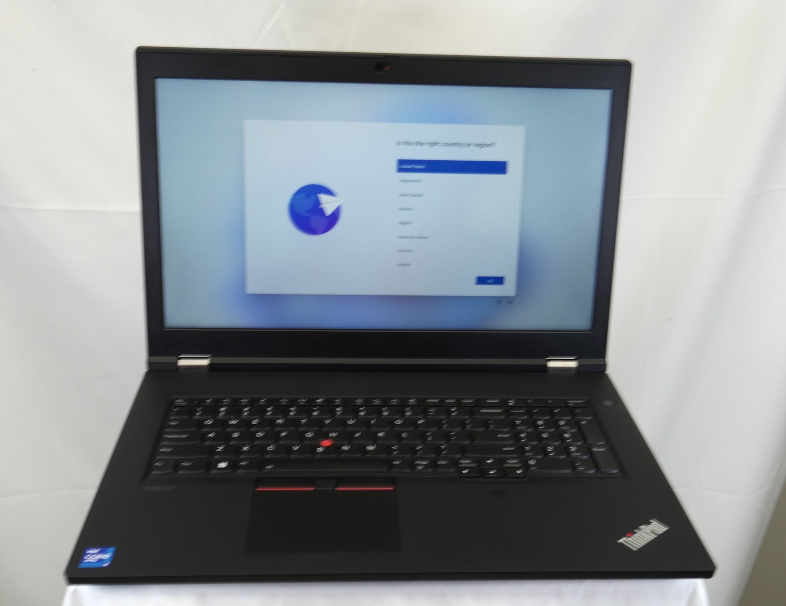 Lenovo ThinkPad P17 Gen 2i i7-11850H 2.5GHz 32GB RAM 1TB RTX A4000 Win11P NO AC