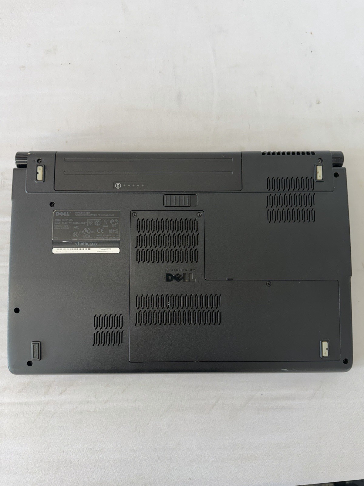 Dell Studio 1555 Laptop – Good Screen – Intel Duo T6600 – RAM 4GB – Read Desc