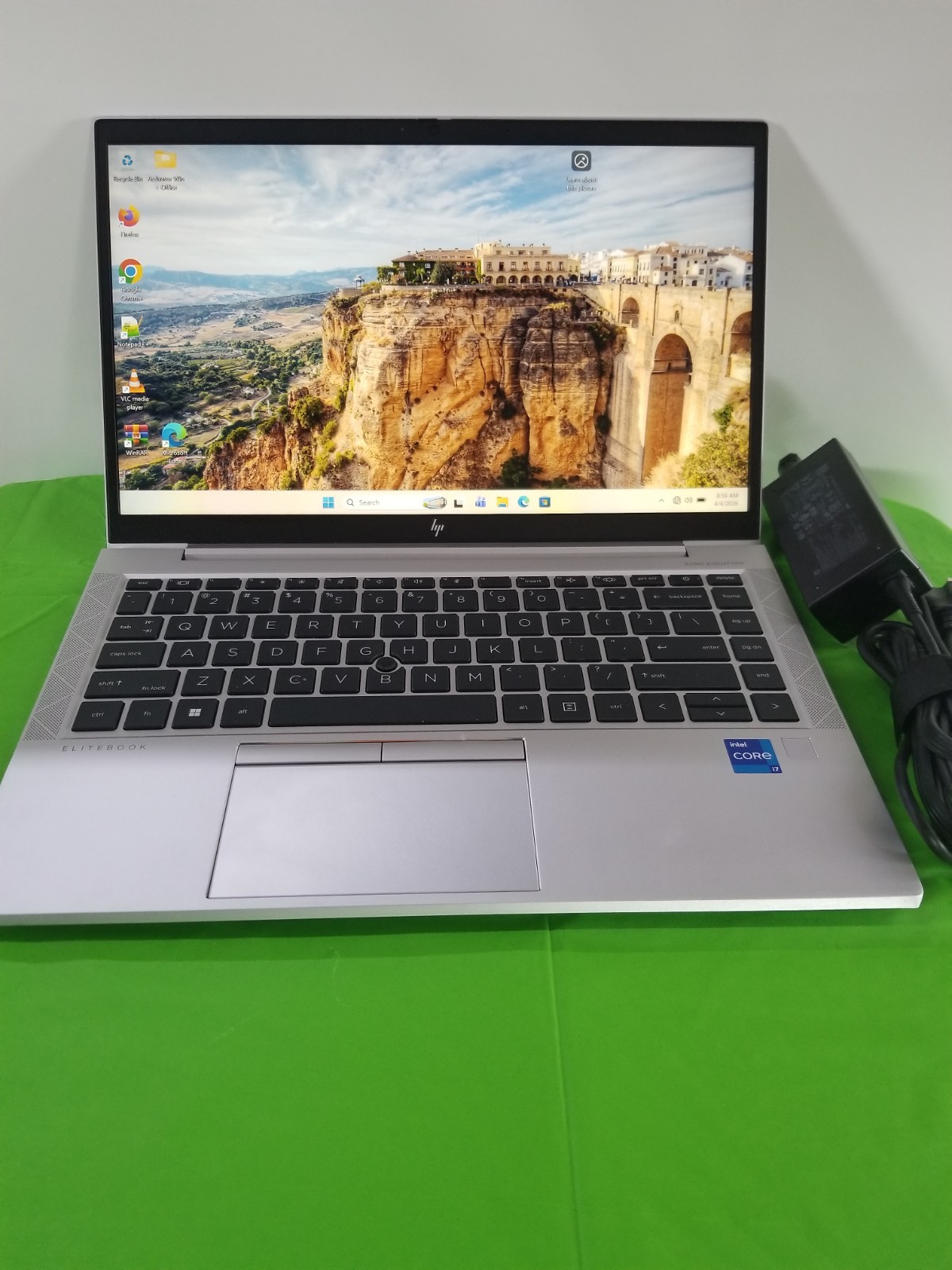 HP Elitebook 840 G8 i7-11651G7 2.8GHz 16 GB RAM 512 GB SSD WIN 11 PRO