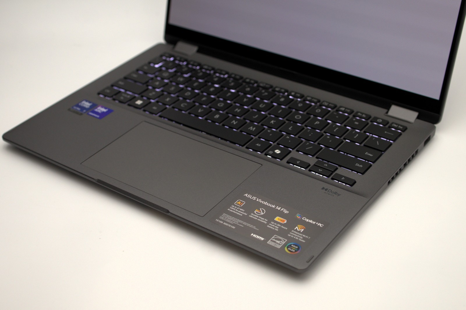 Asus VivoBook Flip TP3407SA-DS74T 14″ OLED Touch Ultra 7 256V 16GB 1TB W11H 2in1