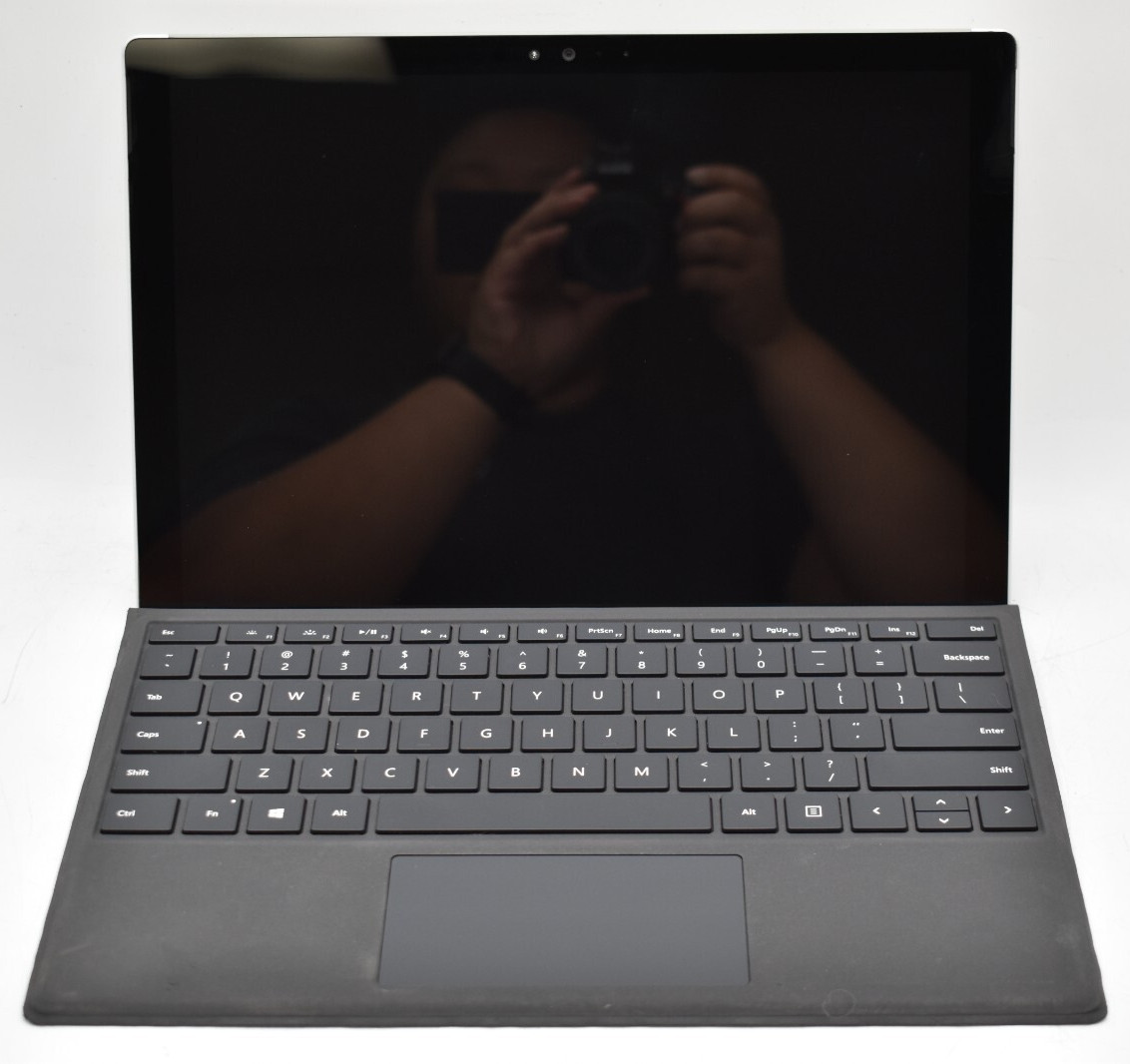 MicroSoft SURFACE PRO 4 1724 i5-6300U 2.40GHz 8GB RAM 256GB SSD Win 11 Pro +Key