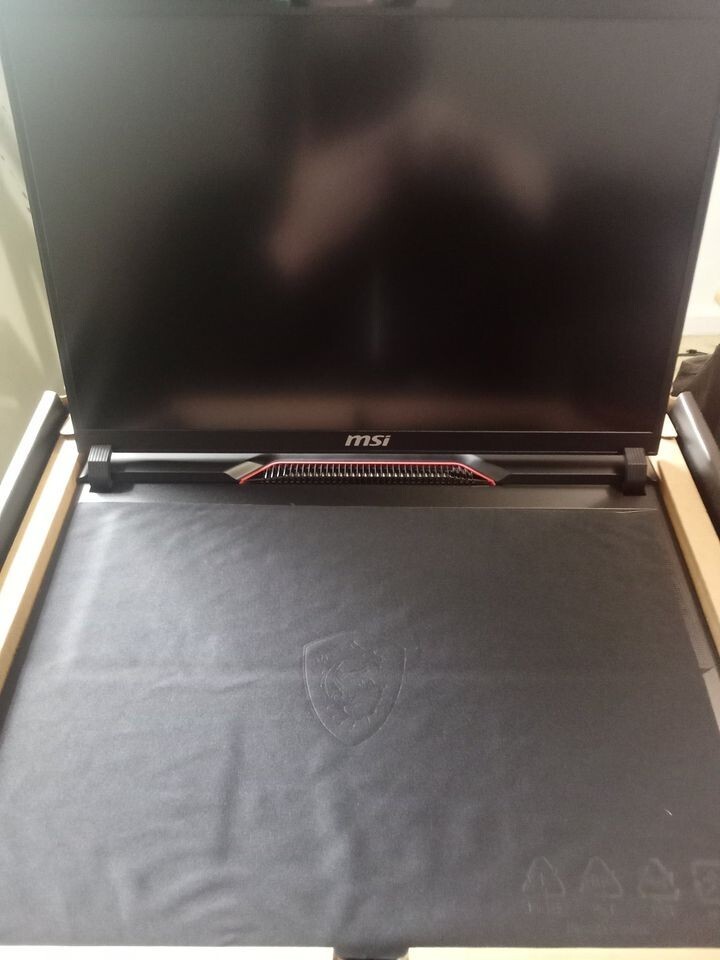 MSI GE78 Raider Intel Core i7 14th Gen NVIDIA RTX 4070
