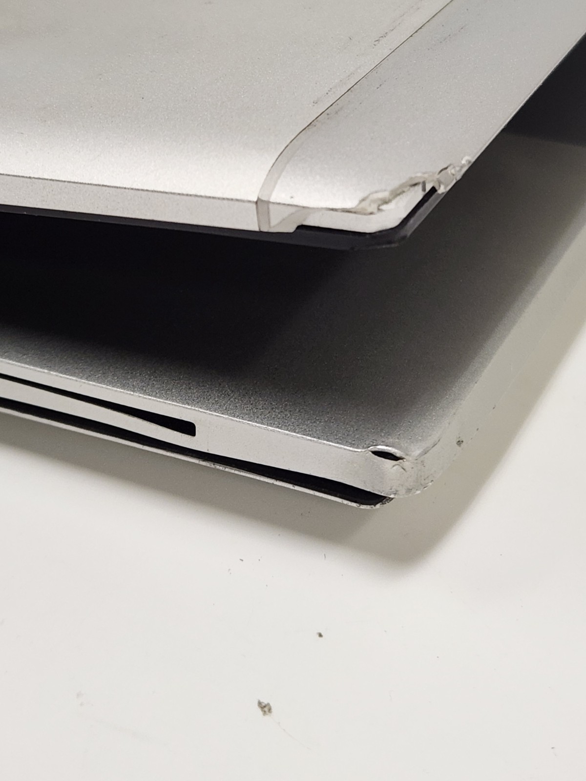 HP EliteBook 840 G8 14″ FHD i5-1145G7 2.60GHz 16GB 512GB SSD W11P – READ