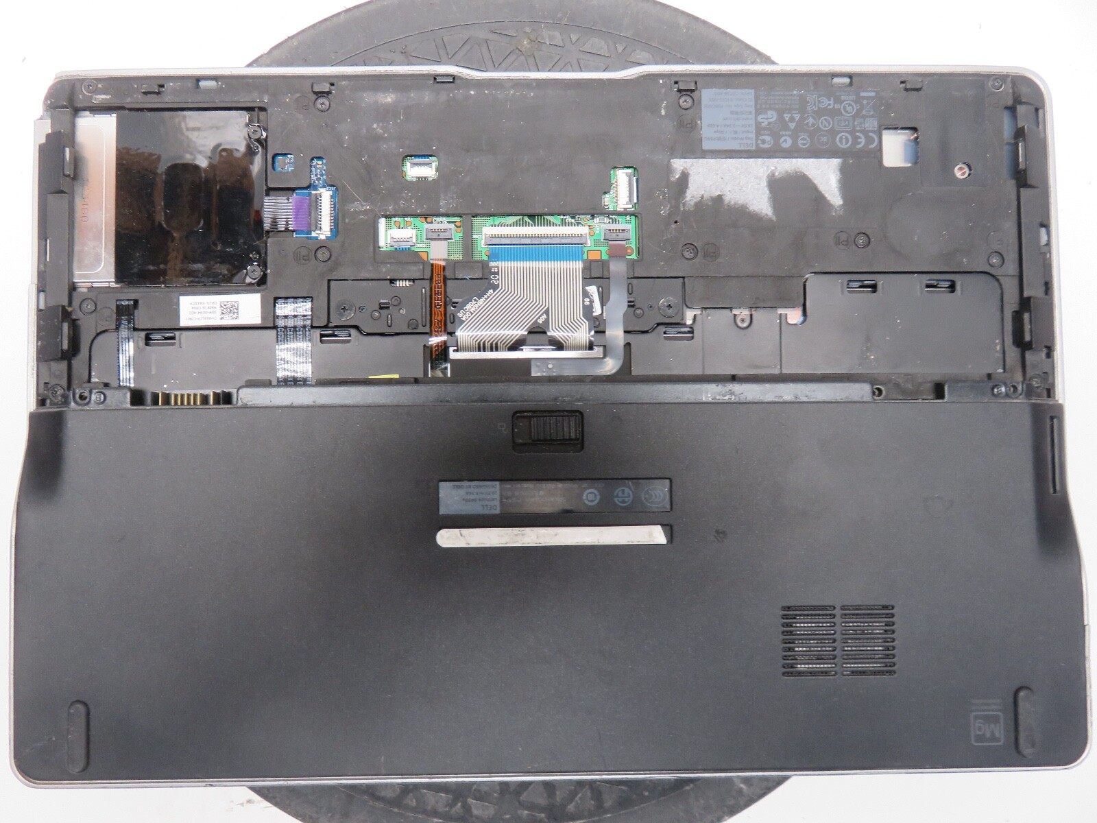 Dell Latitude 6430U Intel i7-3687U 2.1GHz 2 GB NO HDD No Batt