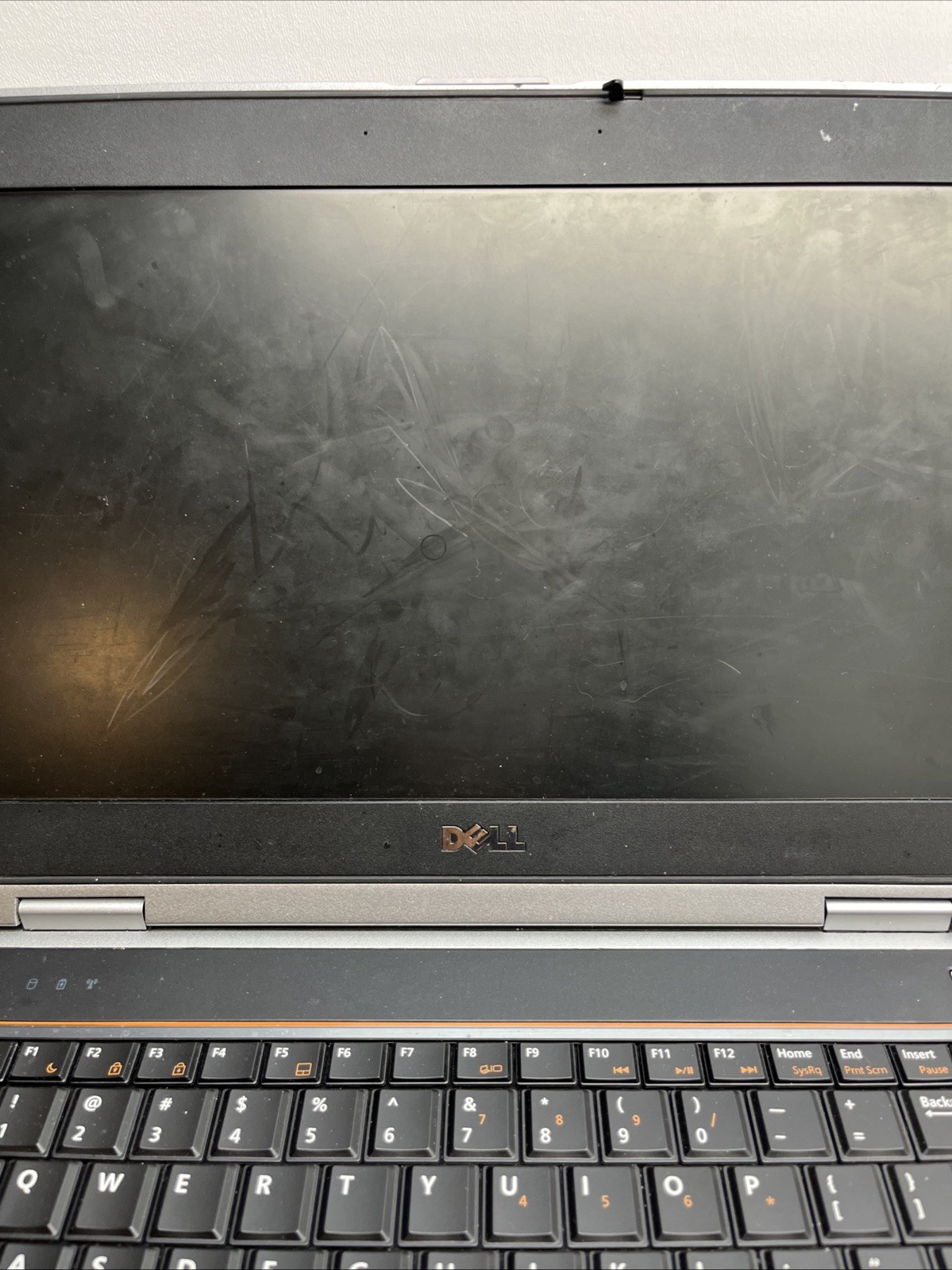 DELL LATITUDE E6420 Laptop w/ Intel Core i5-2520M 2.50 GHZ + 8GB No HD/Battery