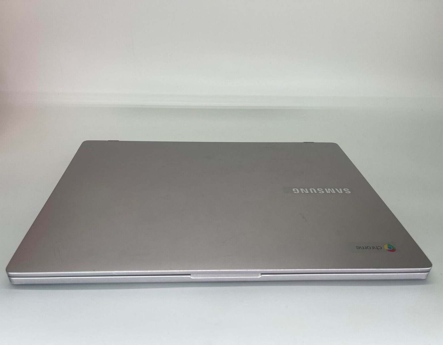 Samsung XE350XBA 15.6″ Chromebook Celeron-N4000 1.1GHz 4GB 32GB eMMC