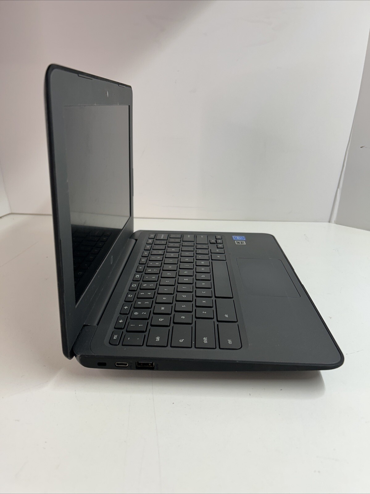 HP Chromebook 11 G6EE Intel Celeron N3350 32GB emmc 4GB RAM Chrome OS