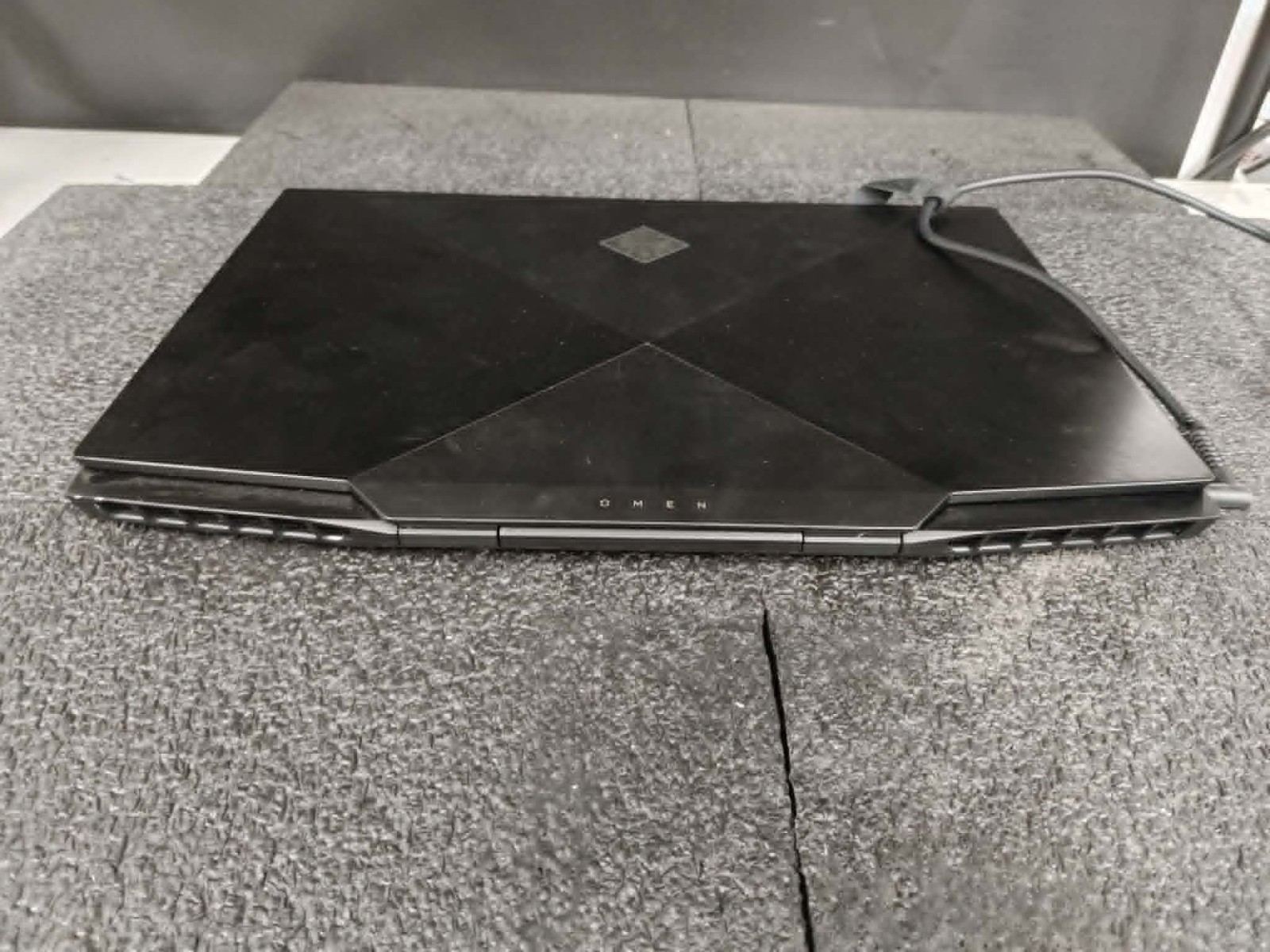HP Omen 15-DH0XXX Intel i9-9880H 2.30GHz 16MB 512GB RTX 2080 4K Screen Notebook
