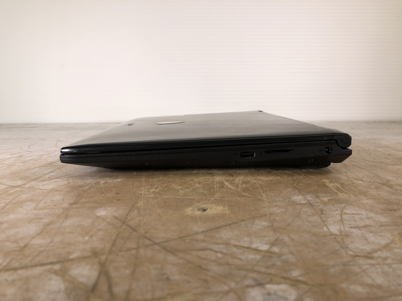 MSI MS-16J9 I5-7300HQ @ 2.50GHz, 16GB RAM, NO HDD/OS
