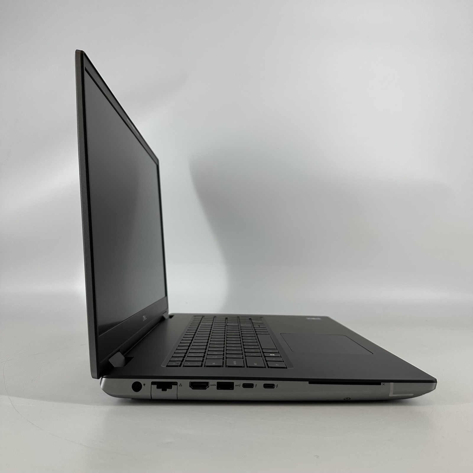 Dell Precision 7780 17.3 FHD 2.2 GHz i9-13950HX 64GB 512GB SSD RTX 4000 Ada