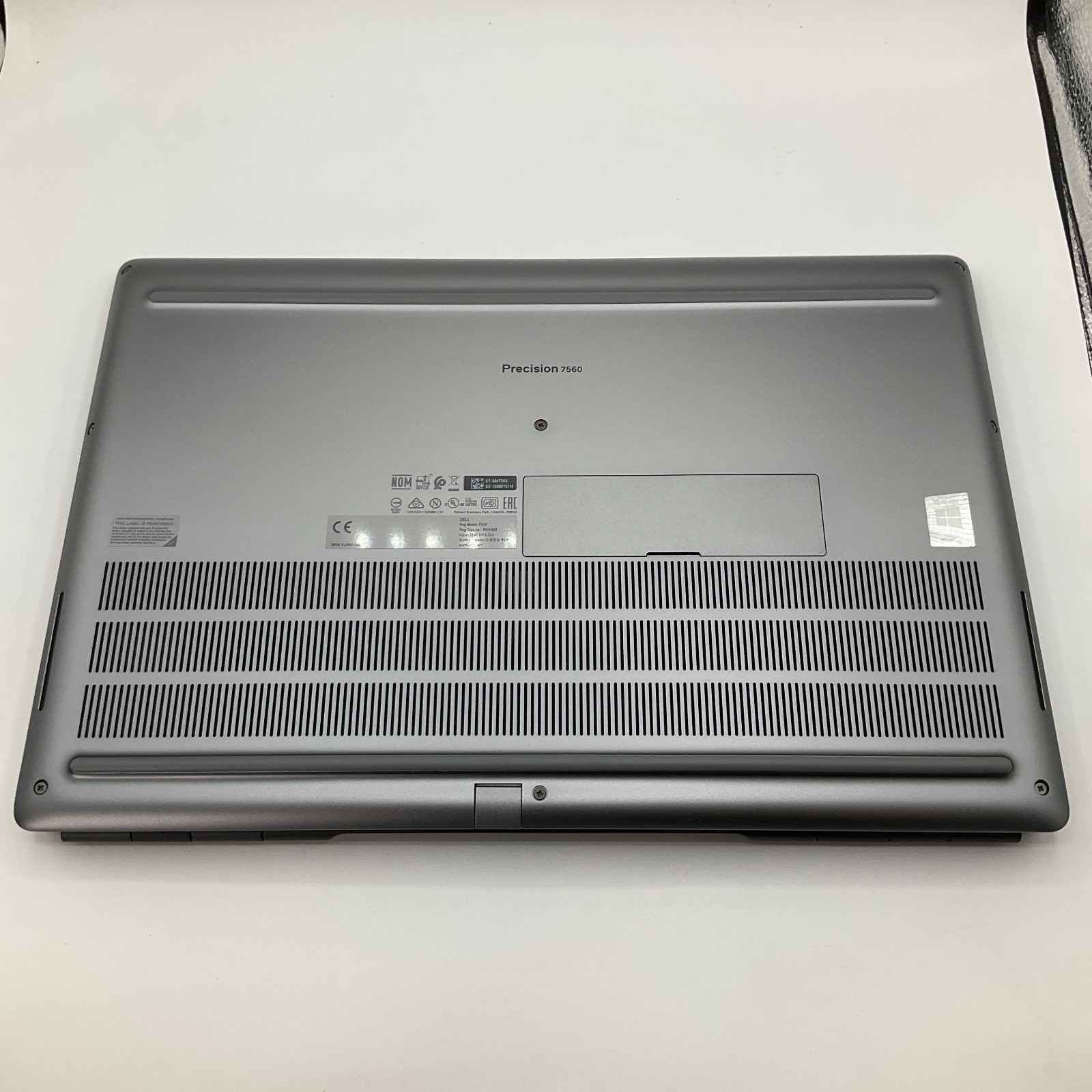 Dell Precision 7560 Laptop 11th Gen Intel Core i7-11850H @ 2.50GHz 64GB 1 TB