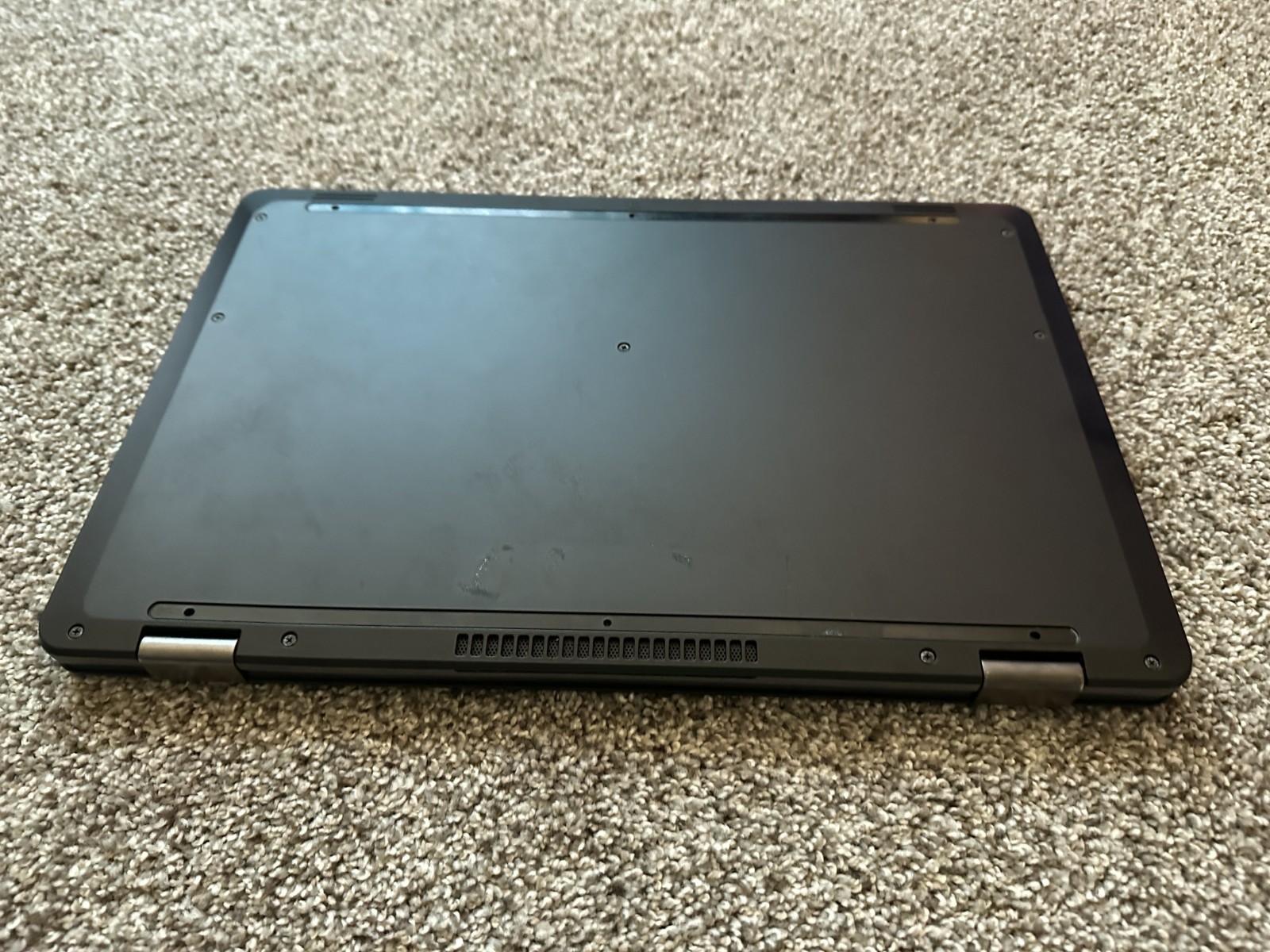 Dell Inspiron 7568 – Intel Core i7-6500U, 8 GB RAM, 1 TB HDD WIN10