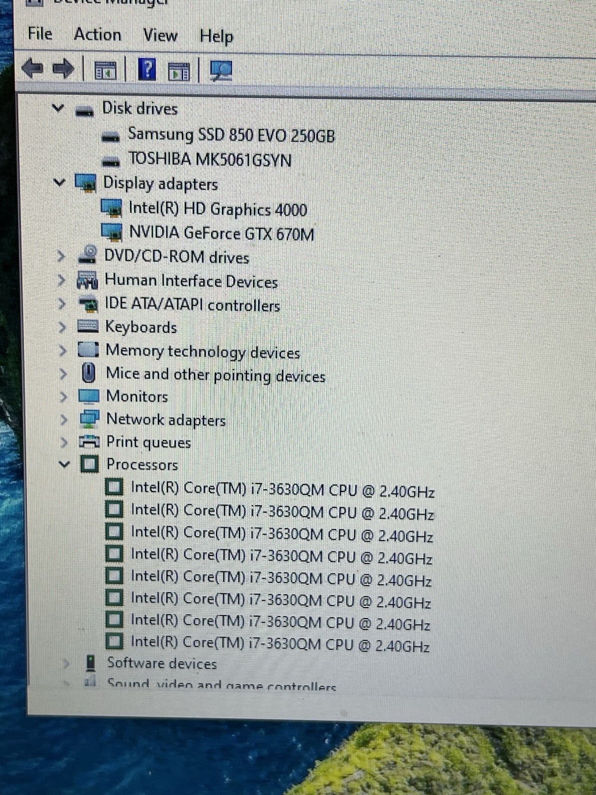 Toshiba Qosmio X875-Q7190 i7-3630QM GeForce GTX 670M 250GB SSD 16GB RAM Win 10
