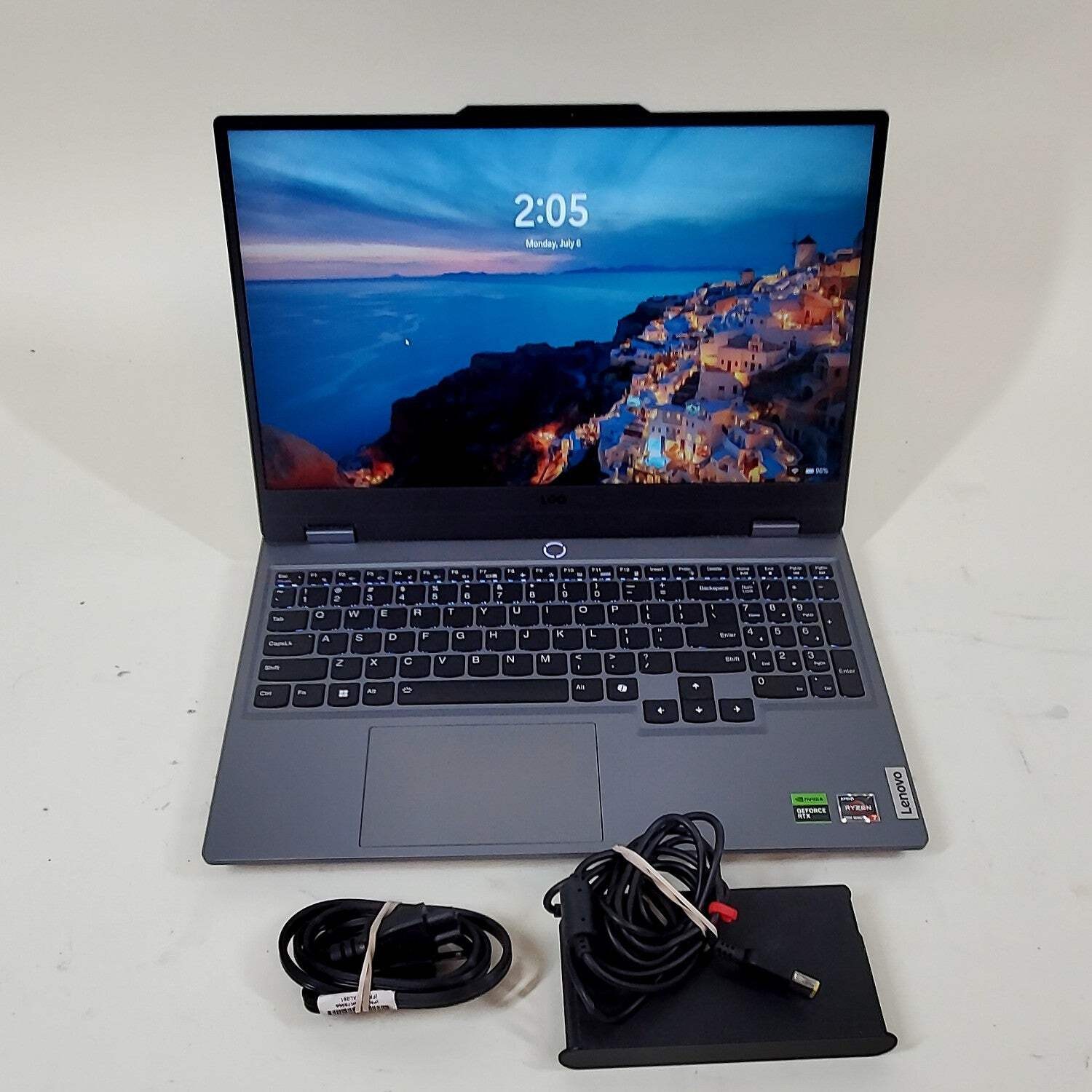 Lenovo LOQ 15 ARP9 15 Ryzen 7 7435HS 3.1GHz 512GB SSD READ