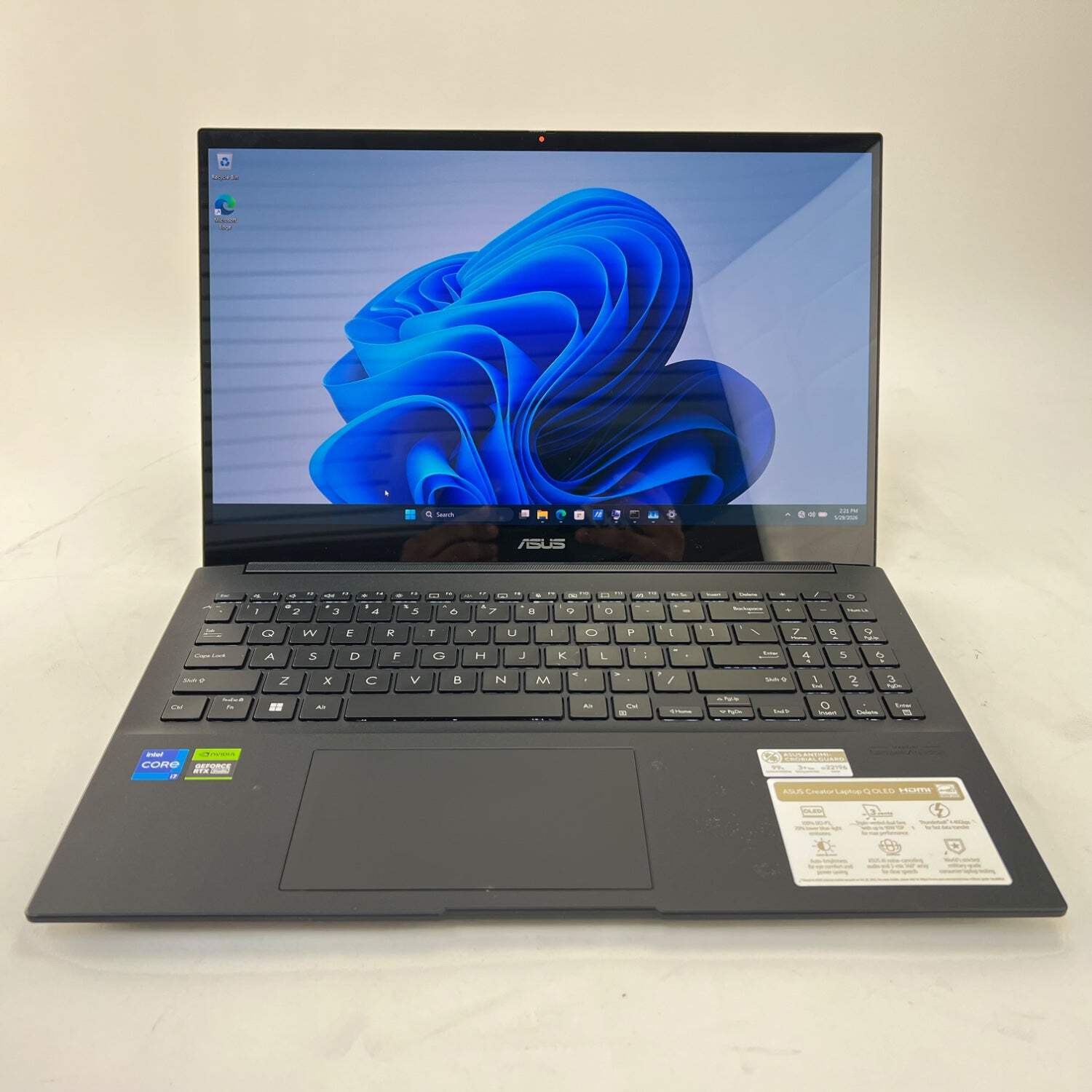 Asus Creator Laptop Q OLED 15.6″ i7-13620H 16GB 512GB GeForce RTX 3050
