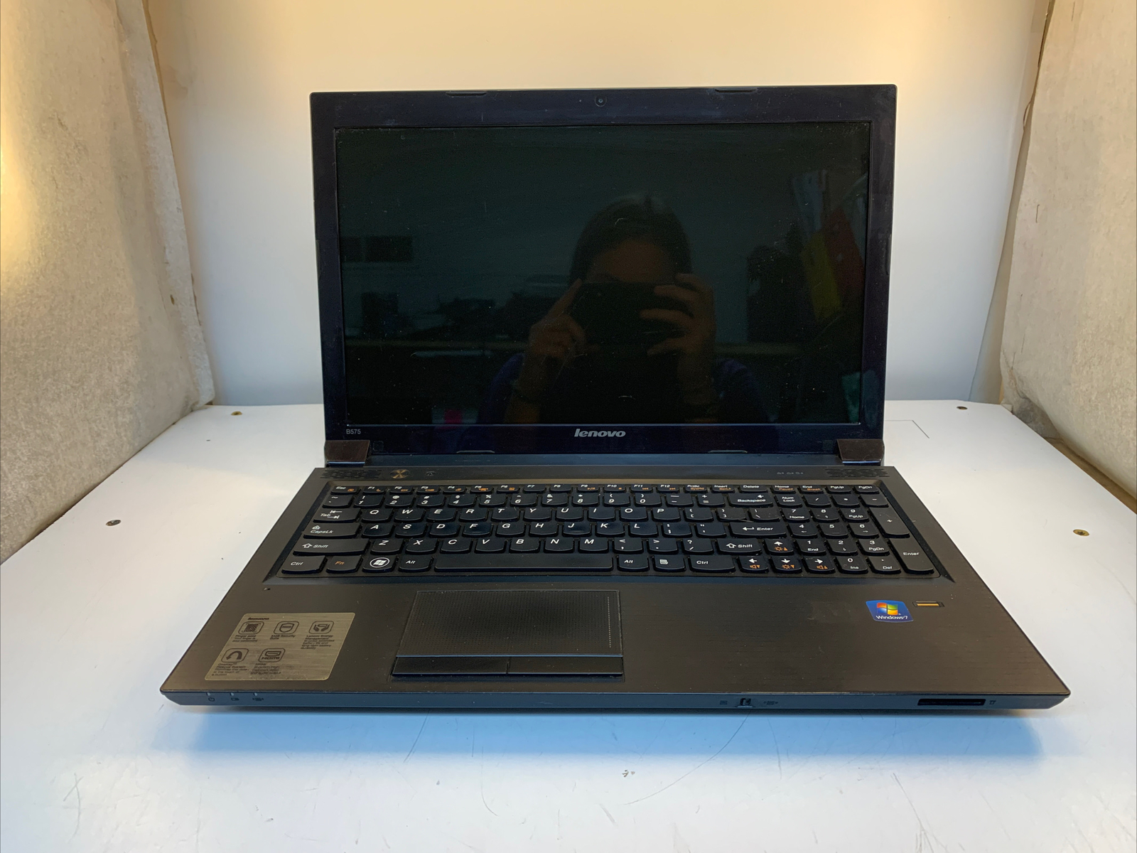 Lenovo B575 Unknown Processor 4GB RAM No HDD *BIOS Locked*