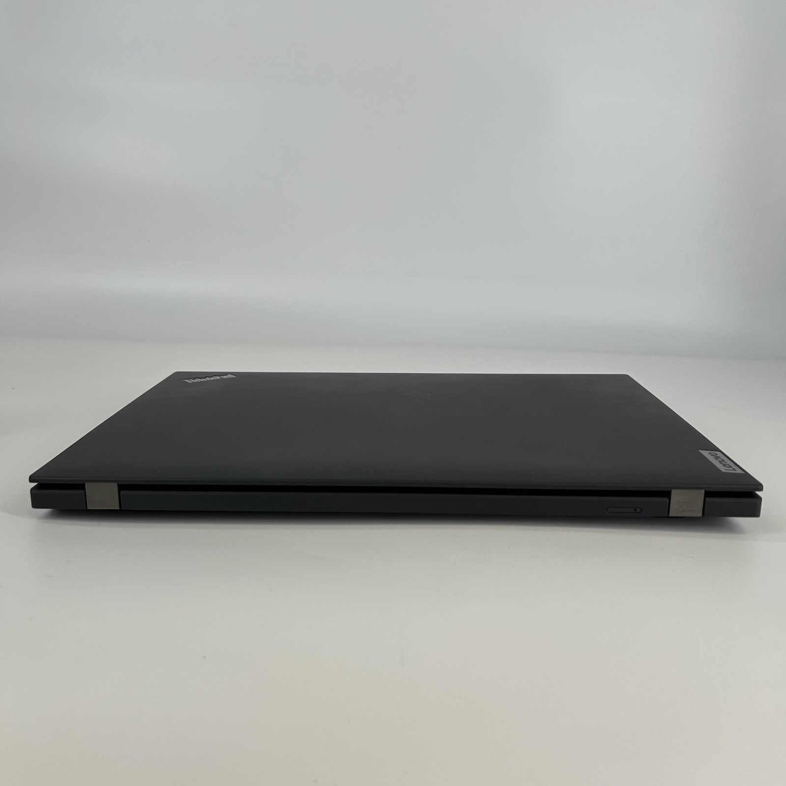 Lenovo ThinkPad P16s Gen 1 FHD+ 1.8 GHz i7-1280P 32GB 1TB SSD T550 Excellent