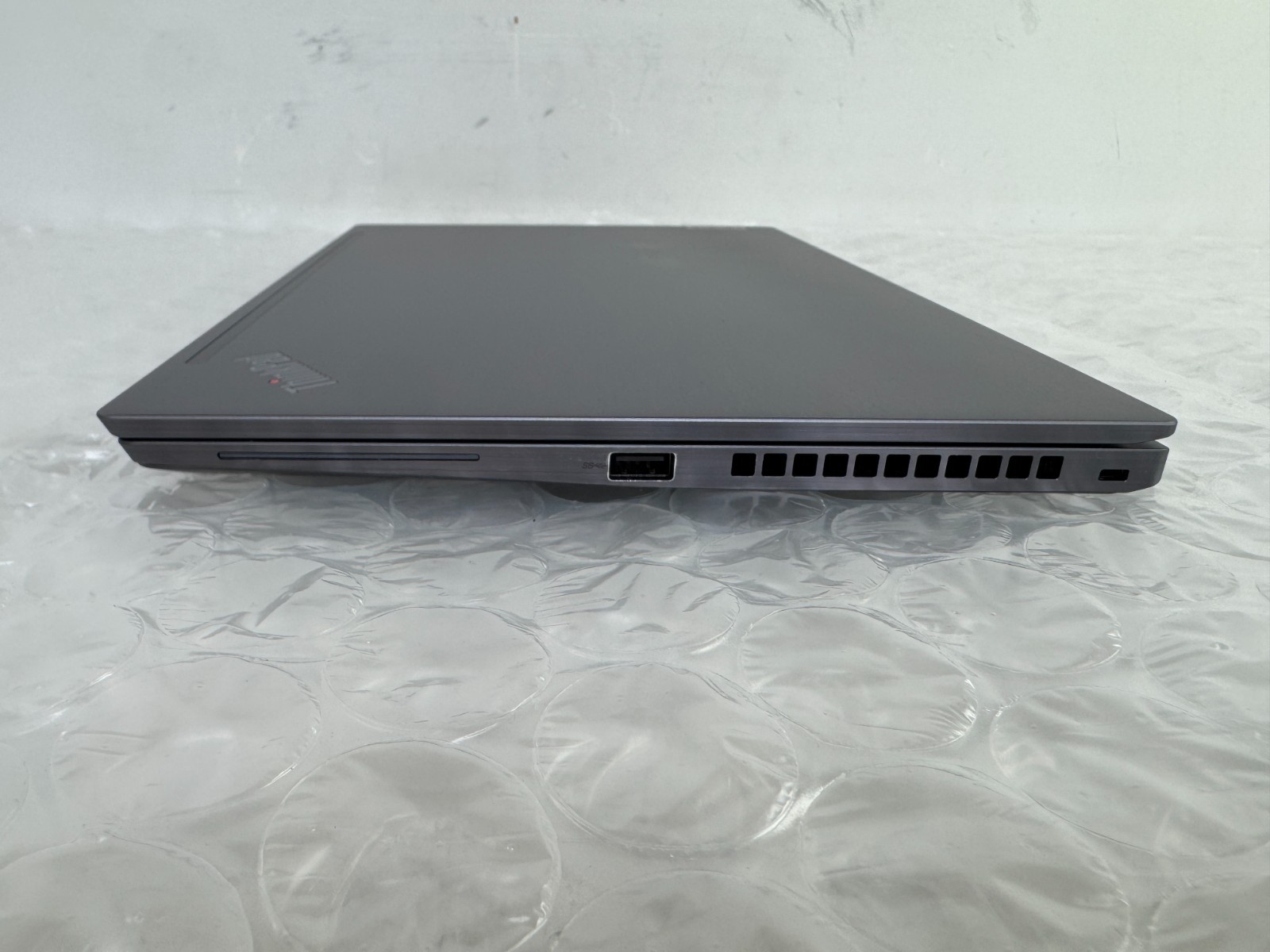 Lenovo ThinkPad T14s Gen 2 i7-1185G7 16GB 256GB SSD 14″ FHD Win 11 Pro