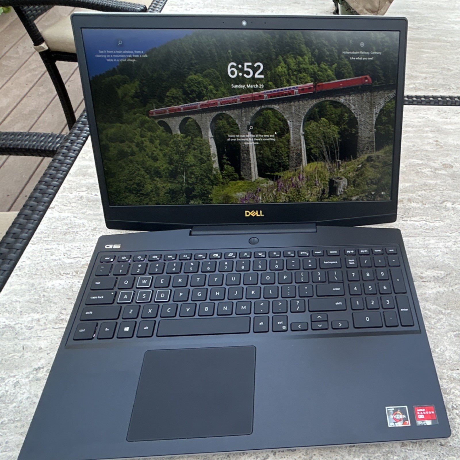 Dell G5 5505 Laptop AMD Ryzen 7 8GB RAM Windows 11 Pro Radeon Graphics