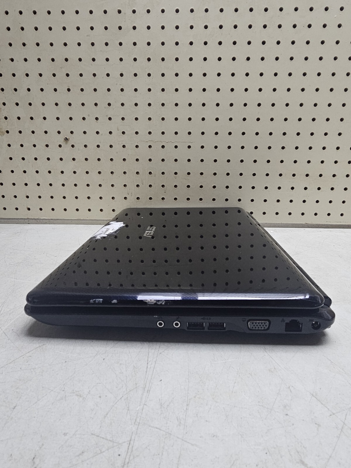 ASUS K60IJ Laptop – Pentium T4300 – 4GB RAM – 300GB HDD – BAD TRACKPAD – READ