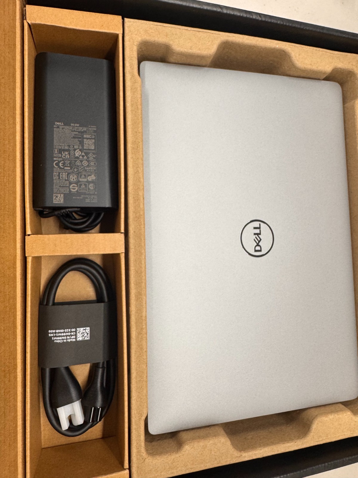 Dell Latitude 5430 14″ Intel Core i5-1235U 16GB RAM 512GB SSD Windows 11 Pro