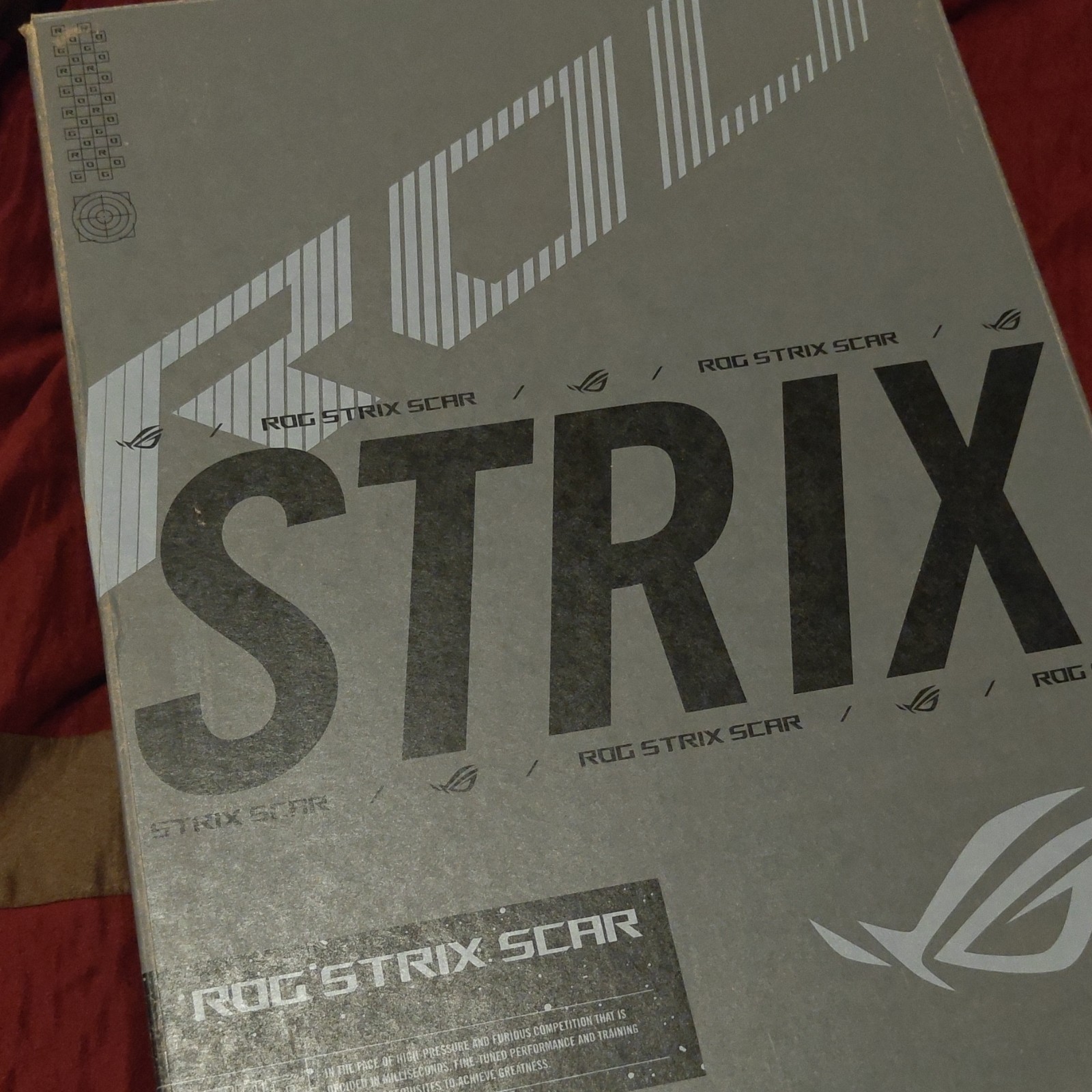 ASUS ROG Strix Scar G834JY-XS97 i9-13980HX RTX 4090 32GB 2TB SSD