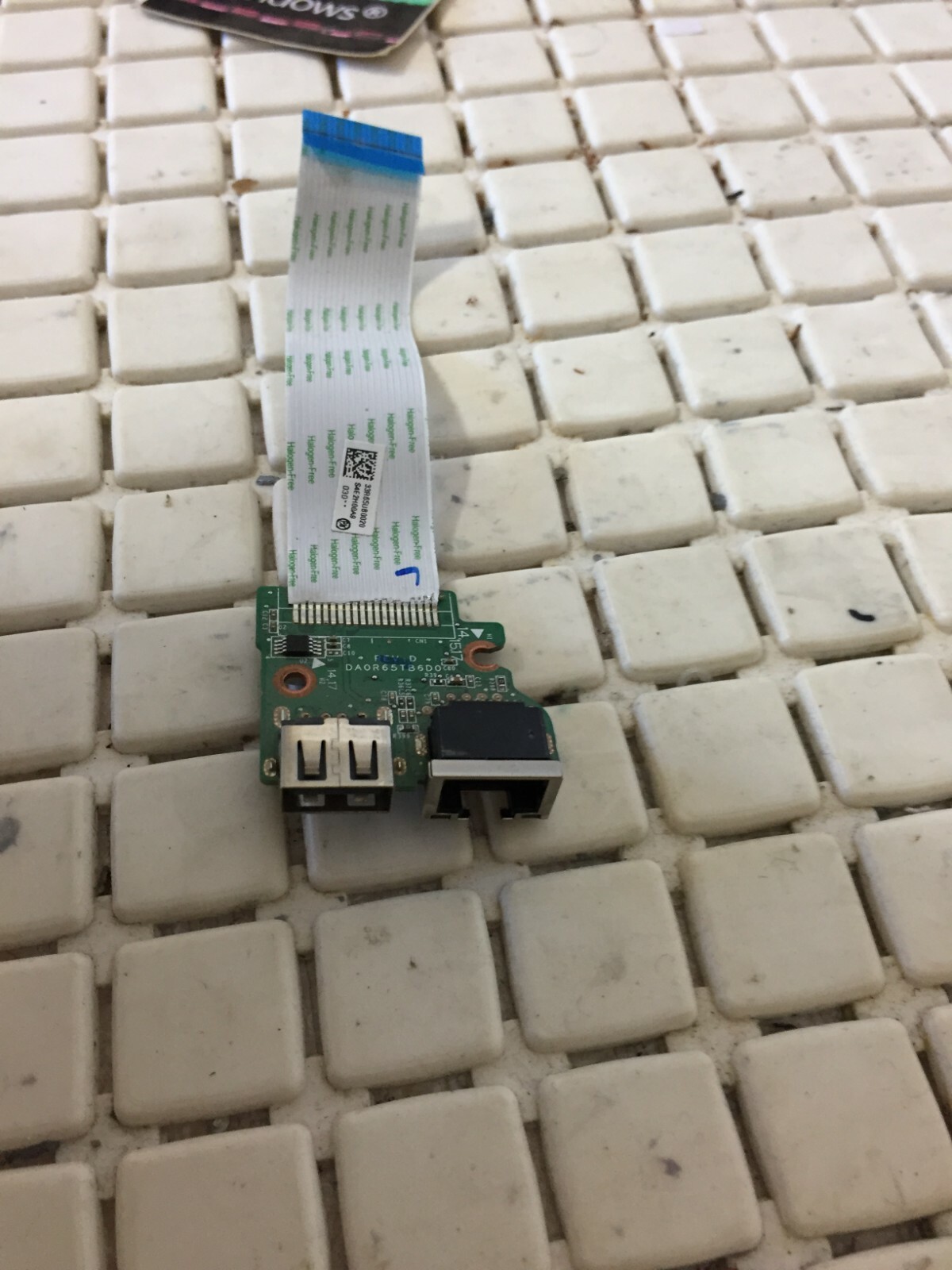 HP PAVILION TOUCHSMART 17-E 17.3″ USB LAN CARD WITH FLAT
