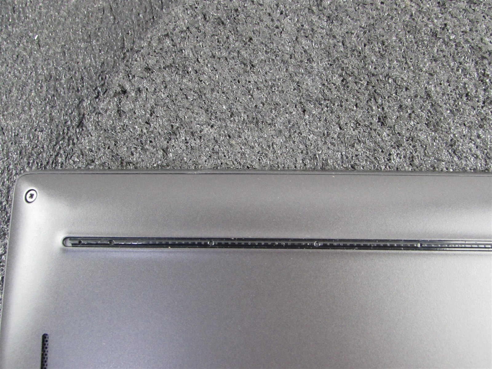 DELL LATITUDE 7410 (Ultrabook) 1920×1080 FHD I7-10610U 512GB SSD 32GB RAM NO O.S