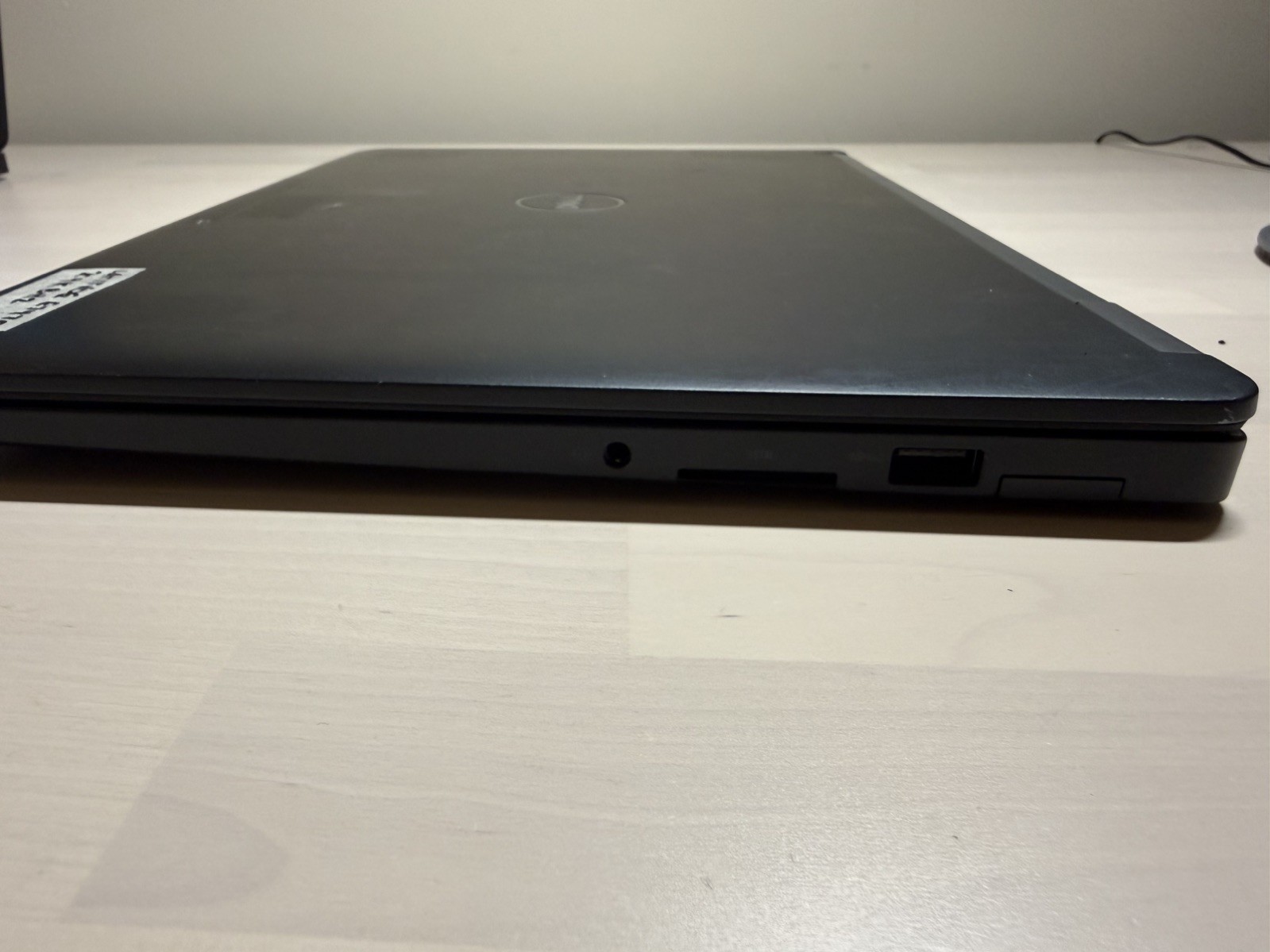 Dell Latitude E7470 Laptop Intel Core i7 6th Gen No HD/OS/AC Adapter