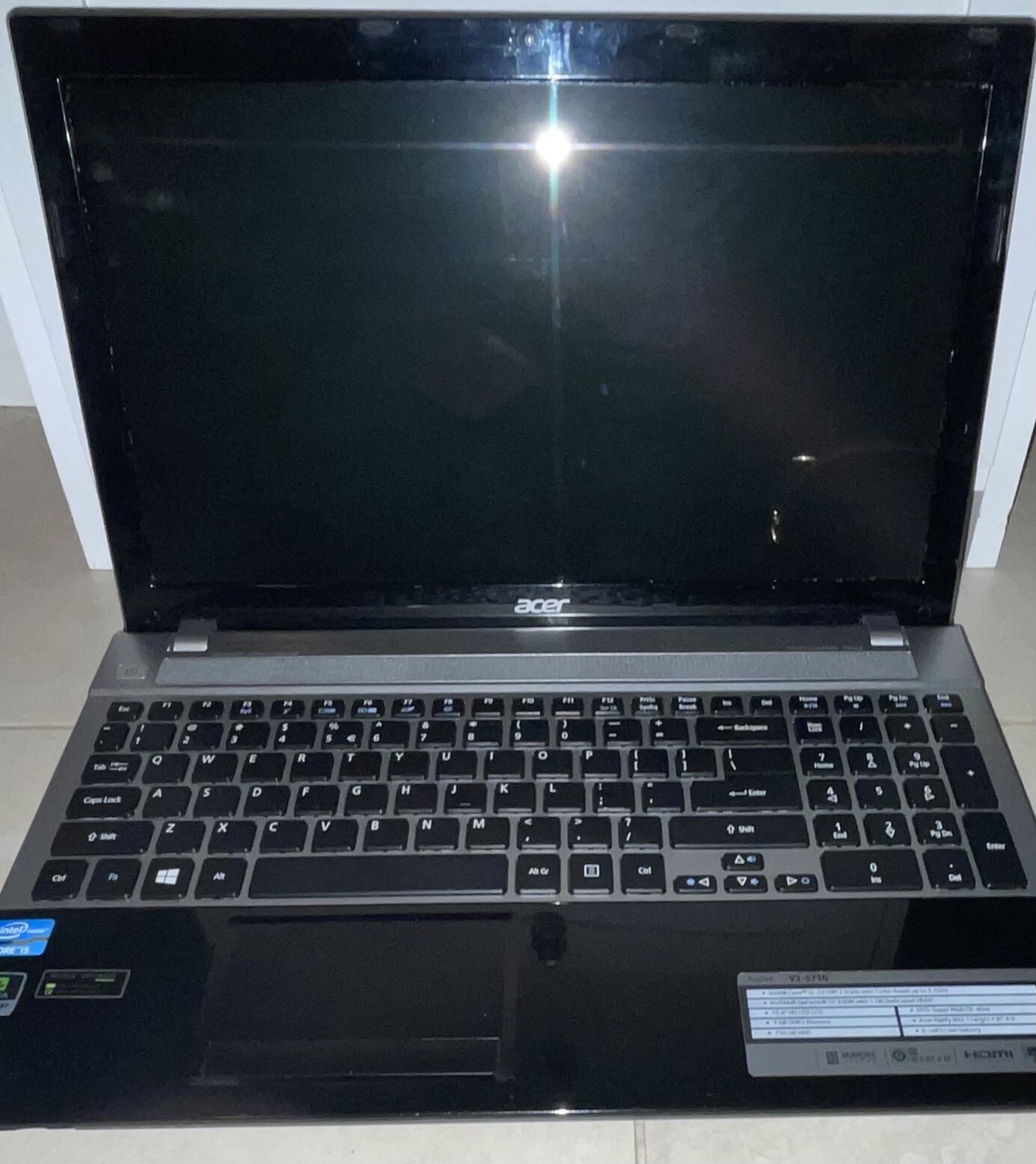 acer intel core i5-3210m 2.5ghzwith Turbo boost upto 3.1 Ghz Laptop