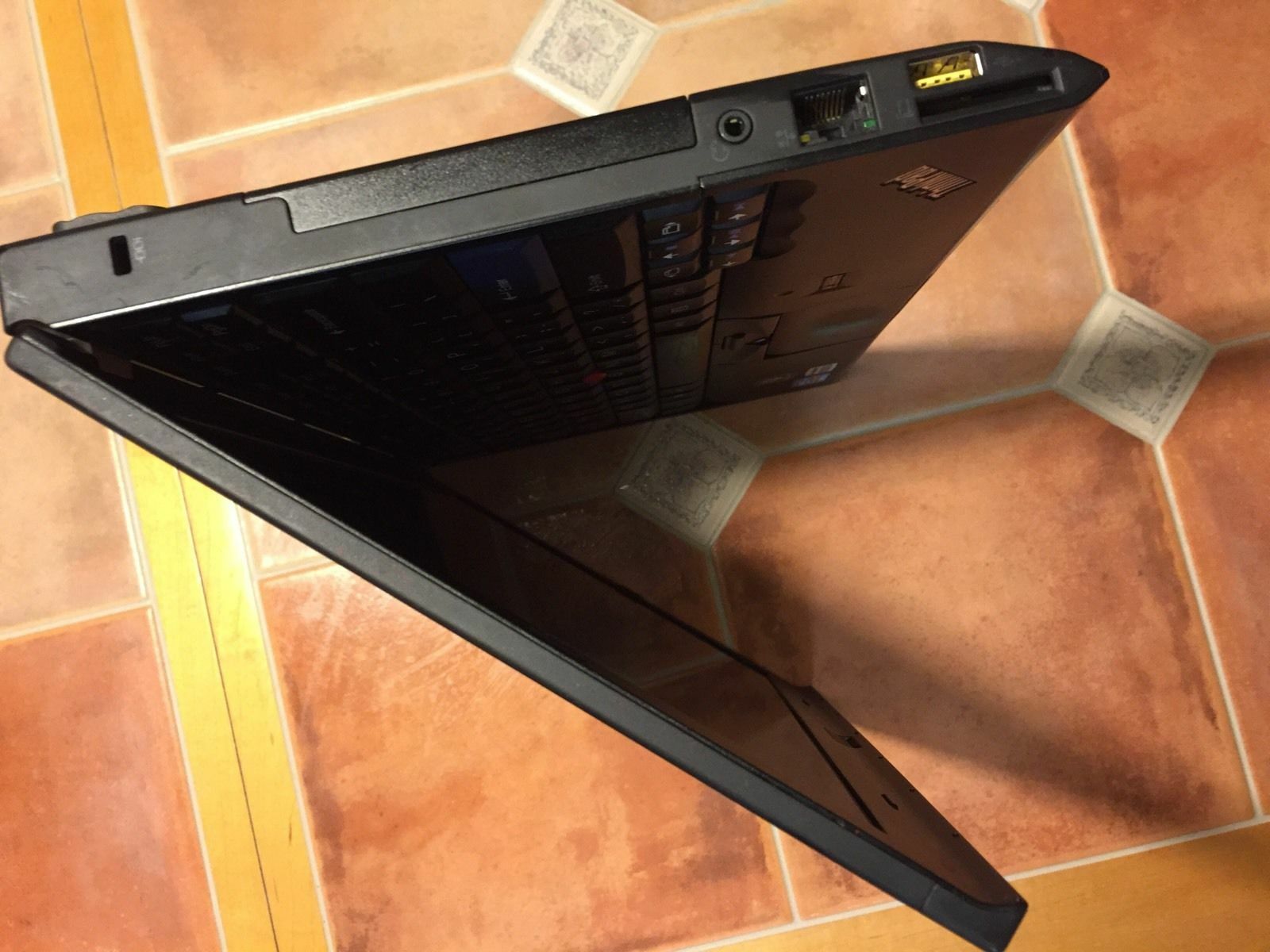 Lenovo ThinkPad Laptop X220 i5 2.5GHz 8GB 128GB SSD Windows 10 Webcam IPS Screen