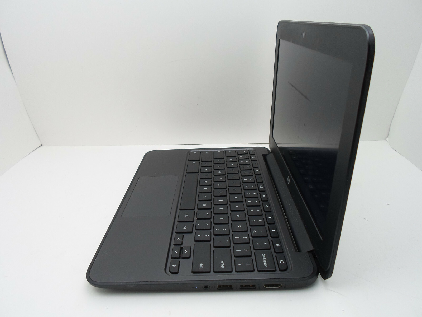 HP Chromebook 11 G4 EE 11.6″ (16GB, Intel Celeron N2840, 2.16GHz, 4GB RAM)
