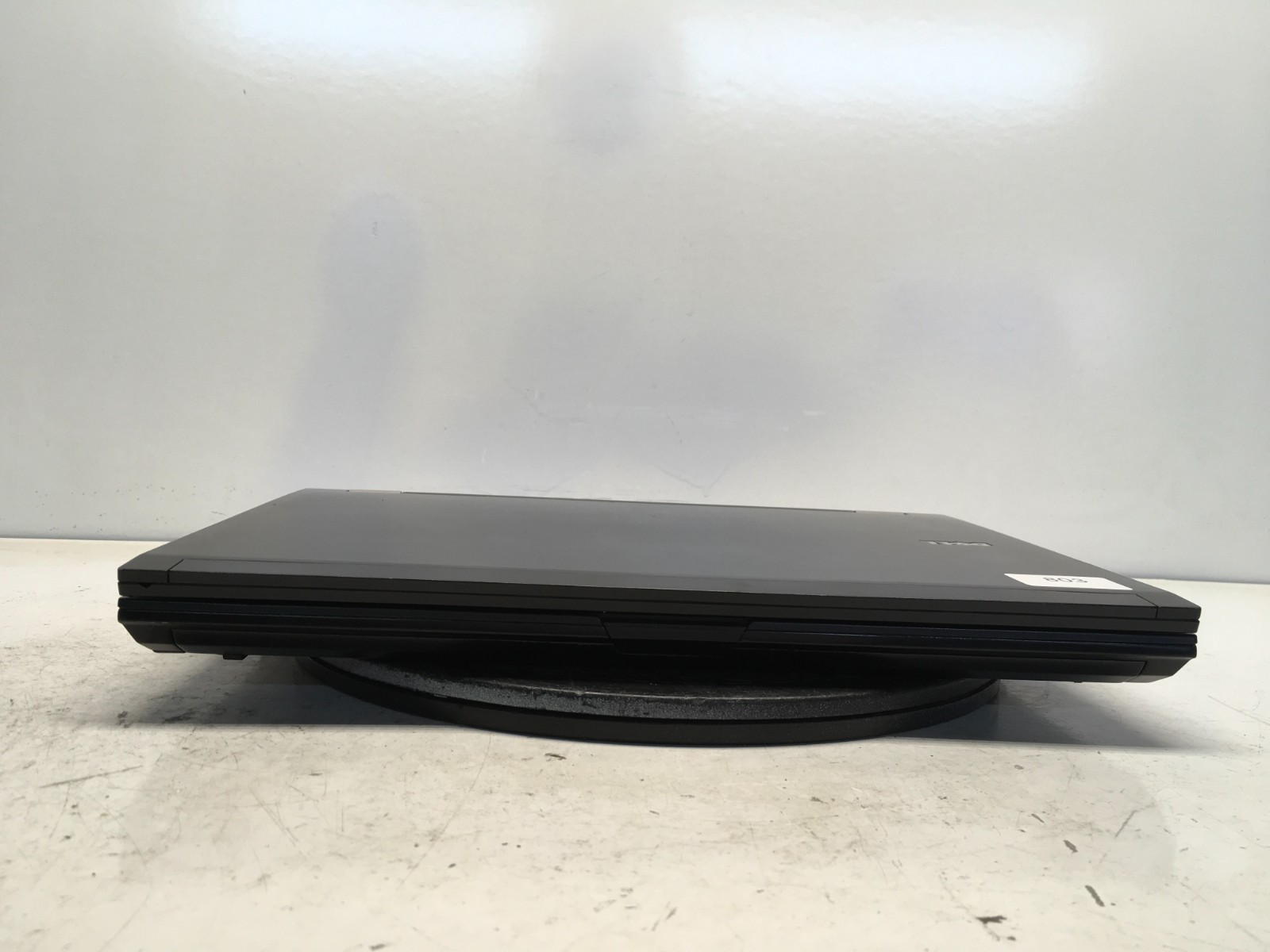 Dell Latitude E6500 Intel Core 2 Duo P8600 2.4GHz 2 GB NO HDD/Battery