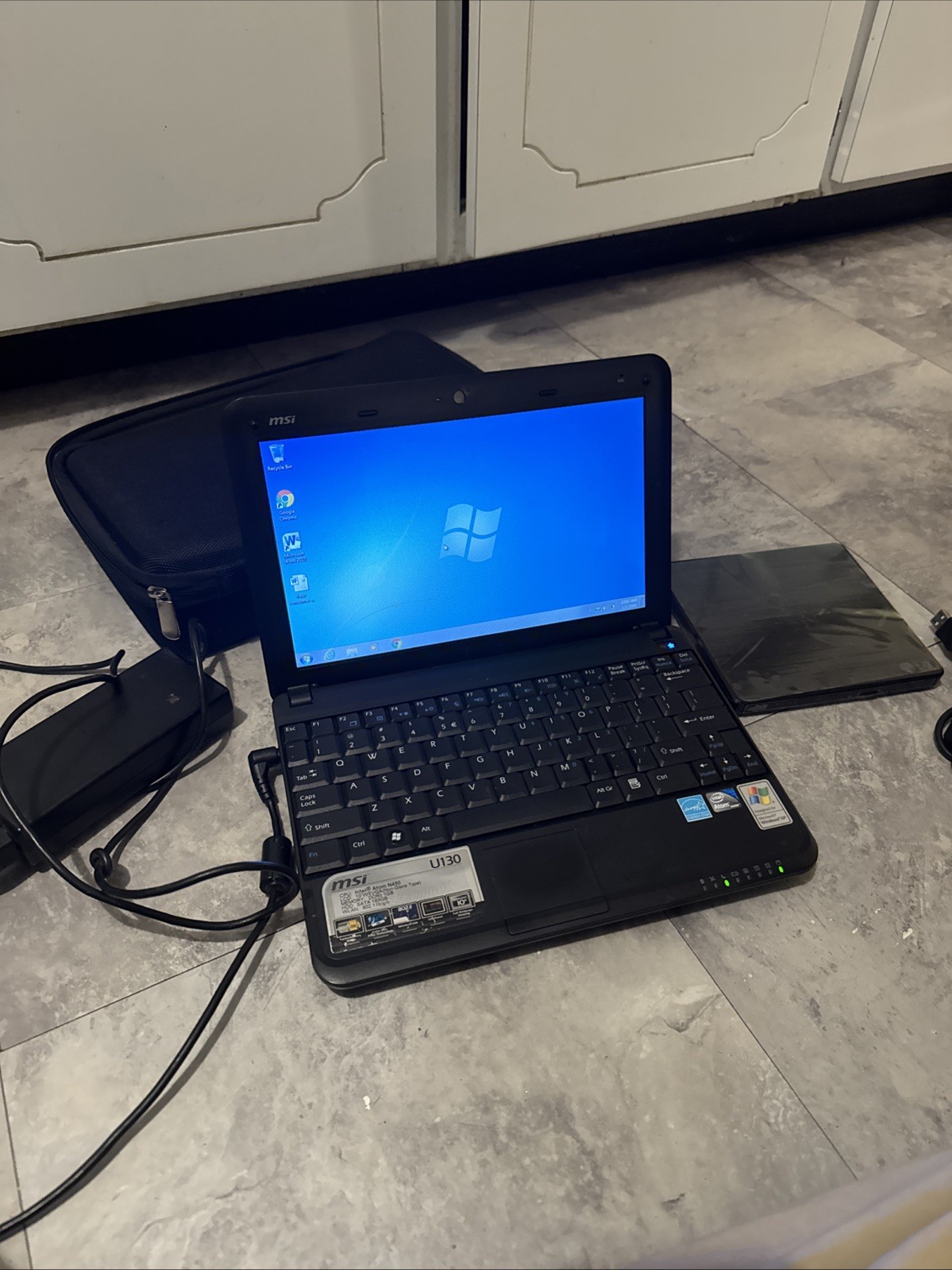 MSI U135 MS-N014 Purple Netbook Laptop 10.1″ 1GB 160GB Webcam Windows 7 Wi-Fi
