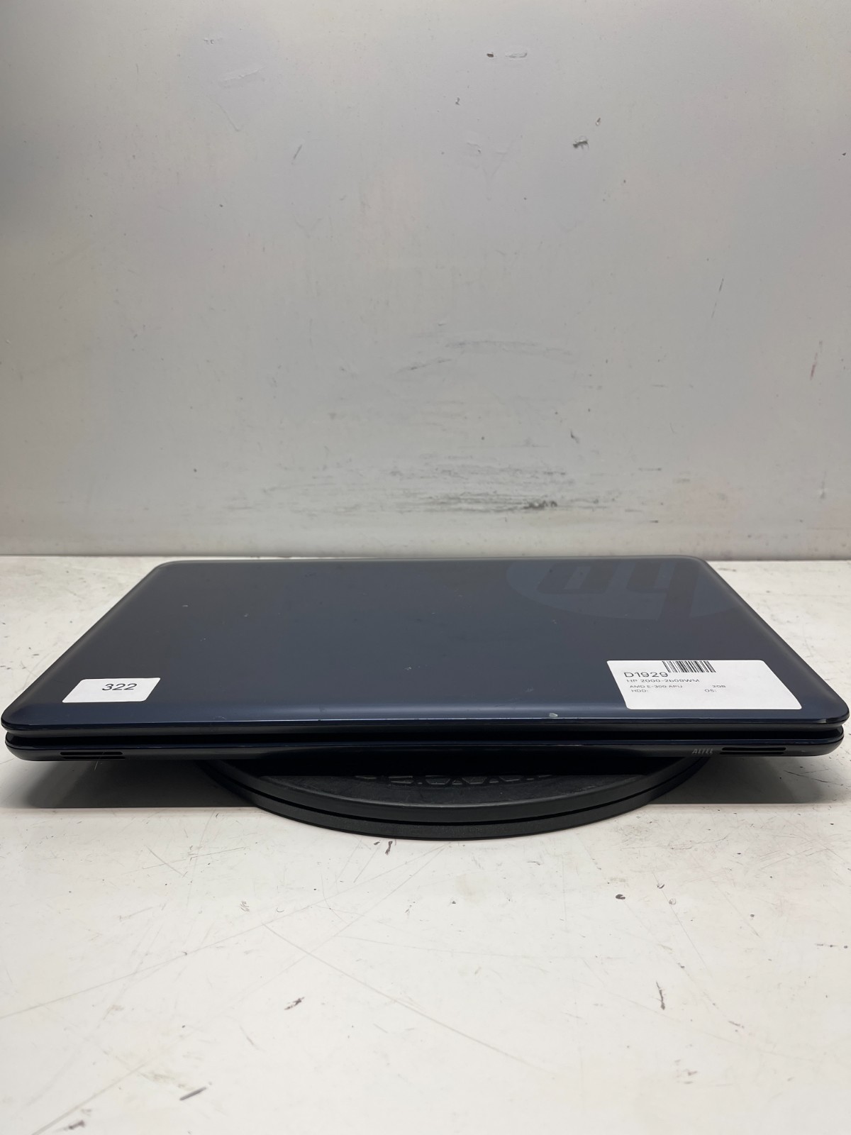 HP 2000-2b09WM AMD E-300 APU 1300MHz 2GB NO HDD