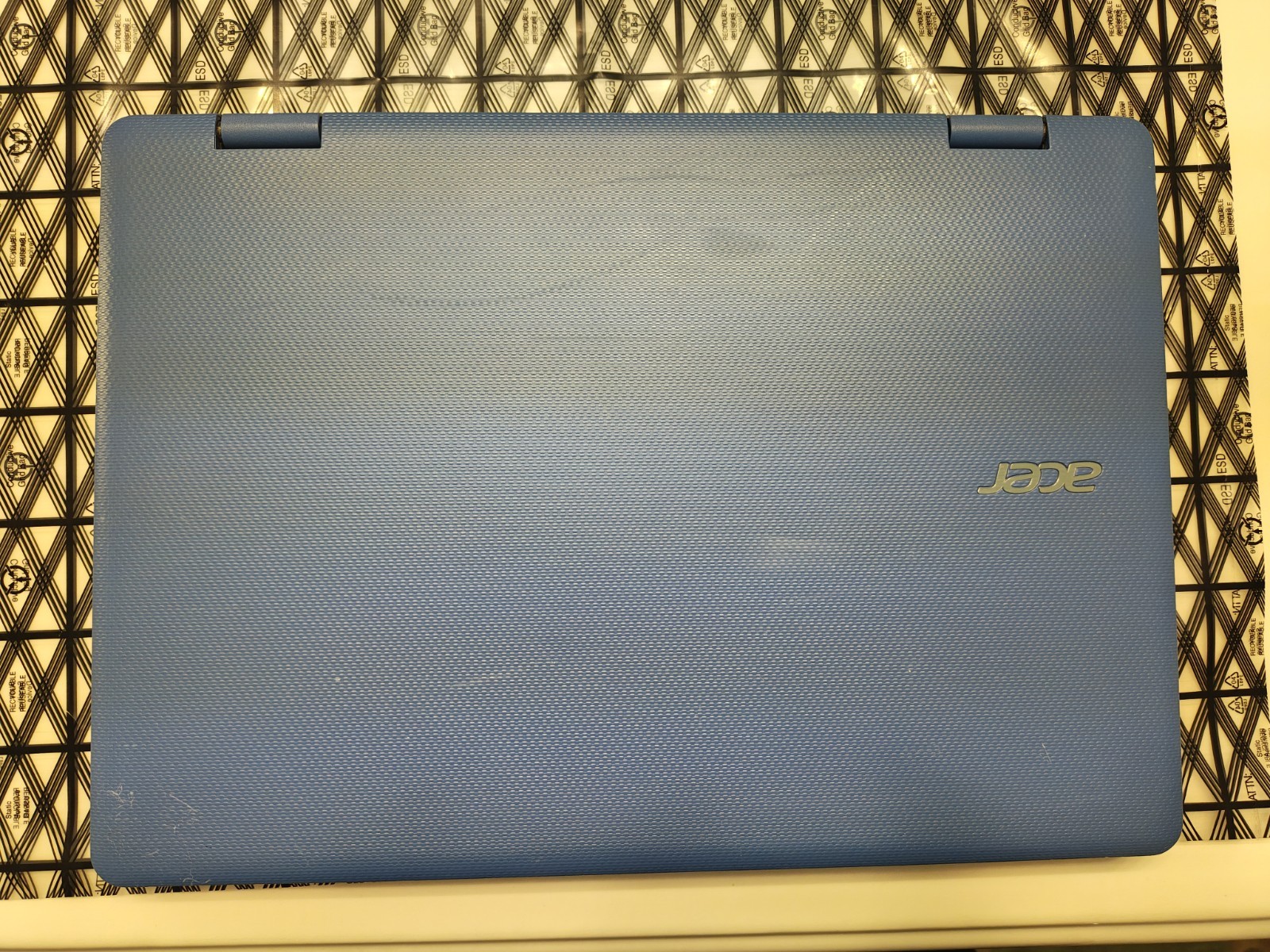 Acer Aspire R3-131T 11.6″ Touch Celeron N3160 4GB 500GB & Asus VivoBook E410_MA