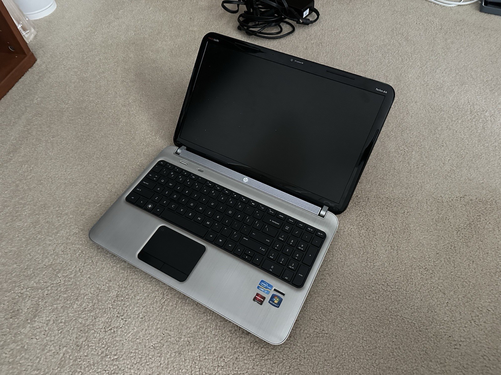 HP Laptop LW223UA#ABA – Working – No Hard Drive – Includes RAM, Battery & DVD