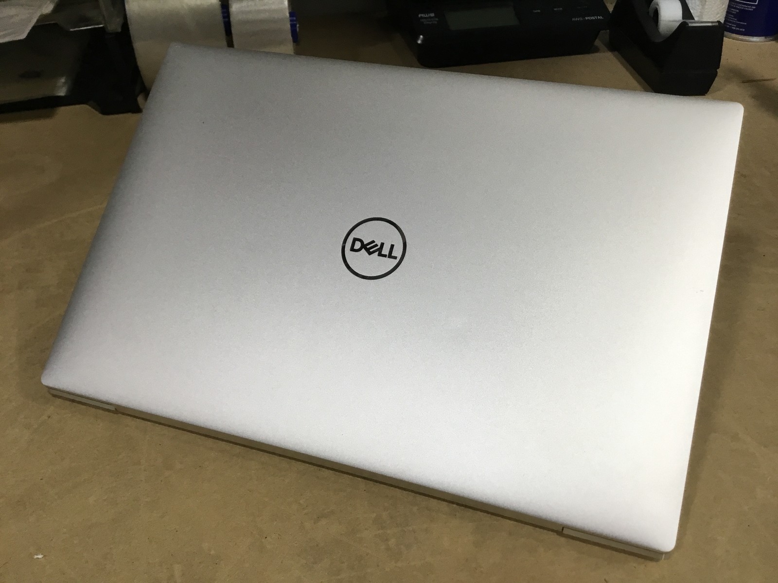 Dell XPS 13 9300 13′ Laptop | i5-1035G1 1.0GHz | 8GB RAM | No HDD/AC – Grade B